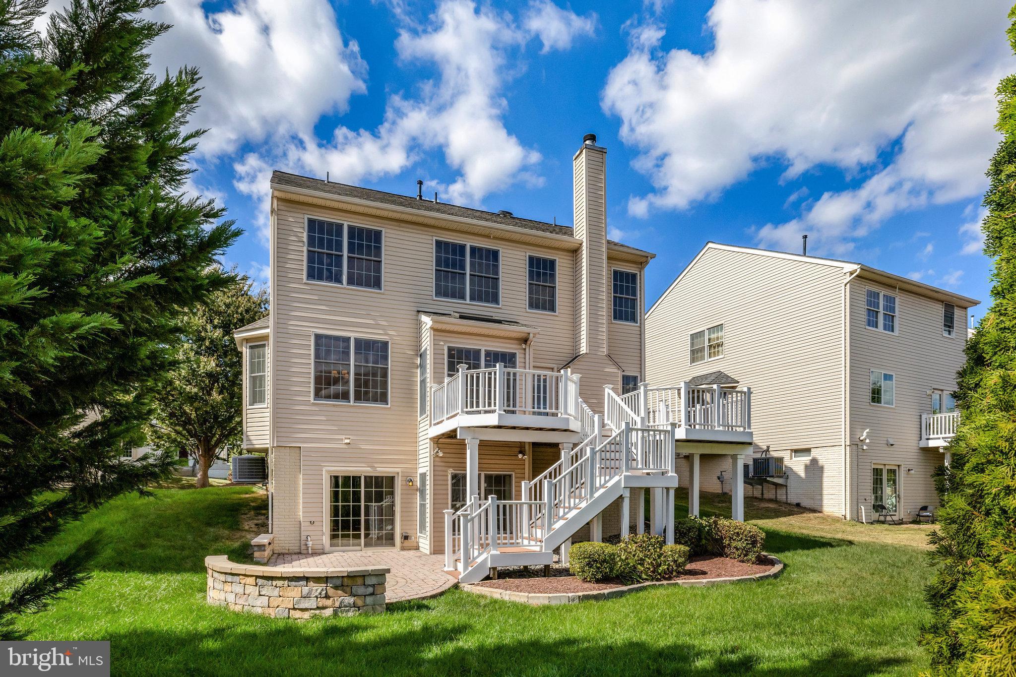 HUNT-BELMONT CNTRY CLUB - Residential