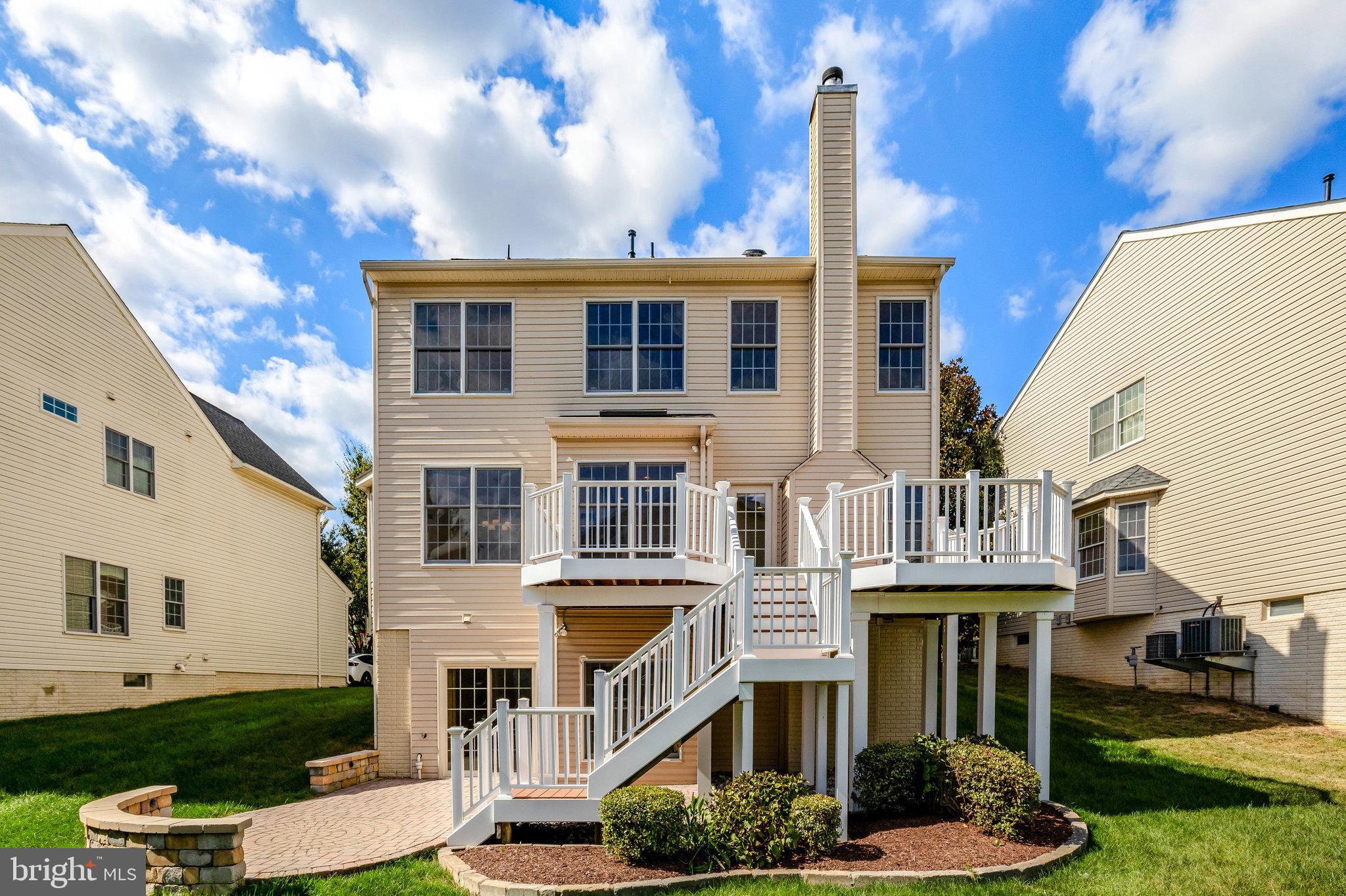 HUNT-BELMONT CNTRY CLUB - Residential