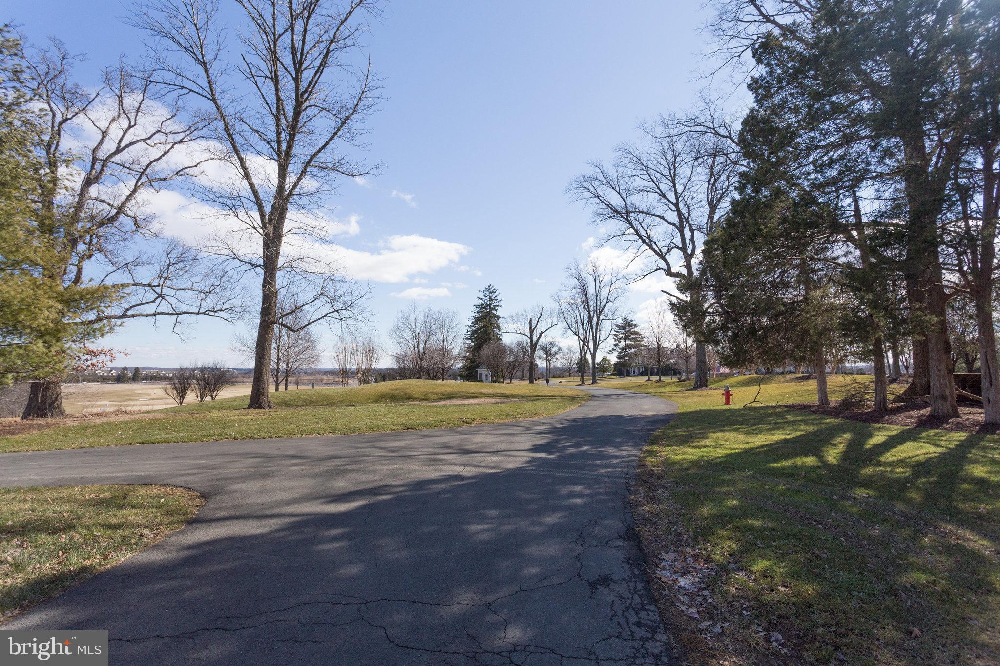 HUNT-BELMONT CNTRY CLUB - Residential