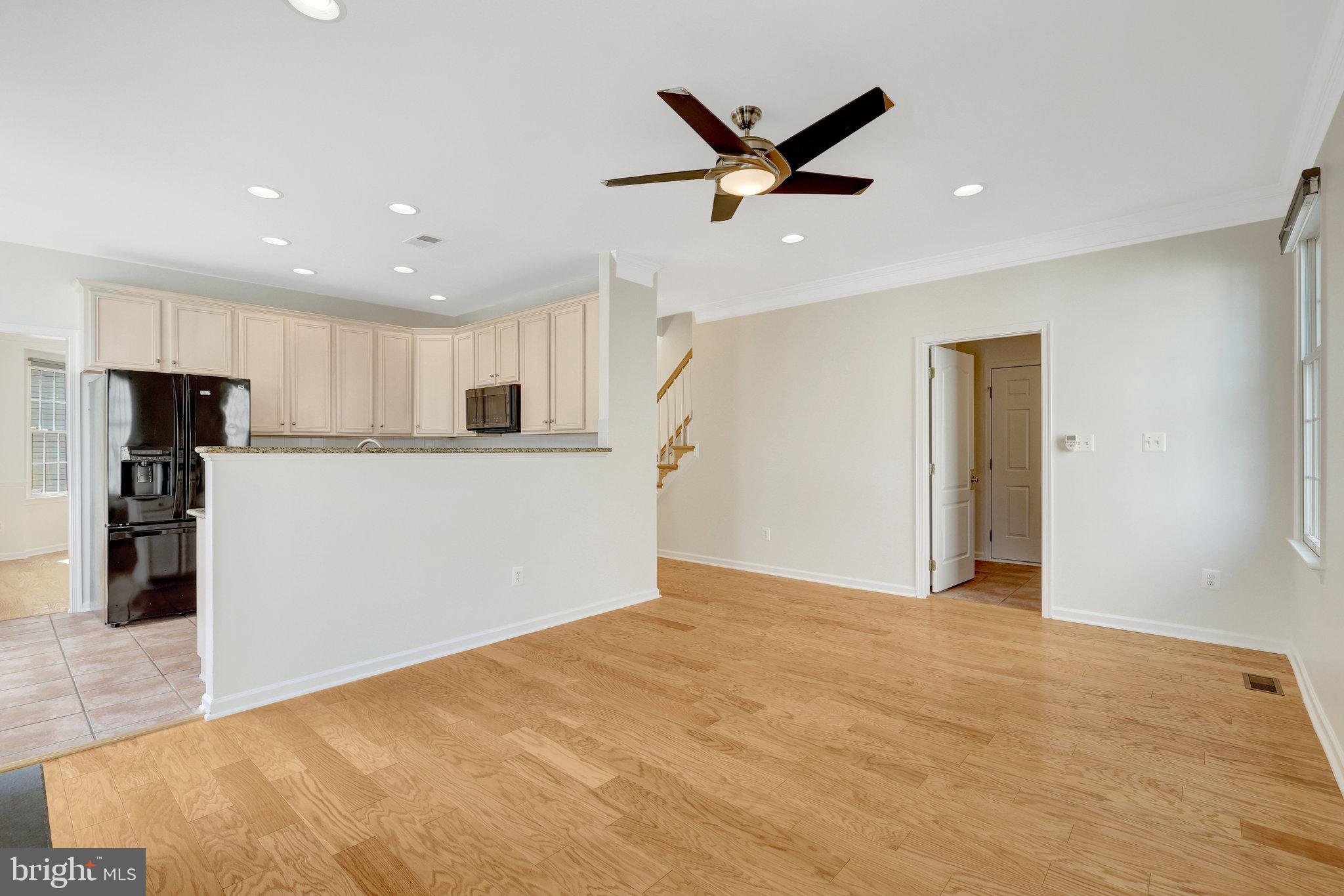 HUNT-BELMONT CNTRY CLUB - Residential