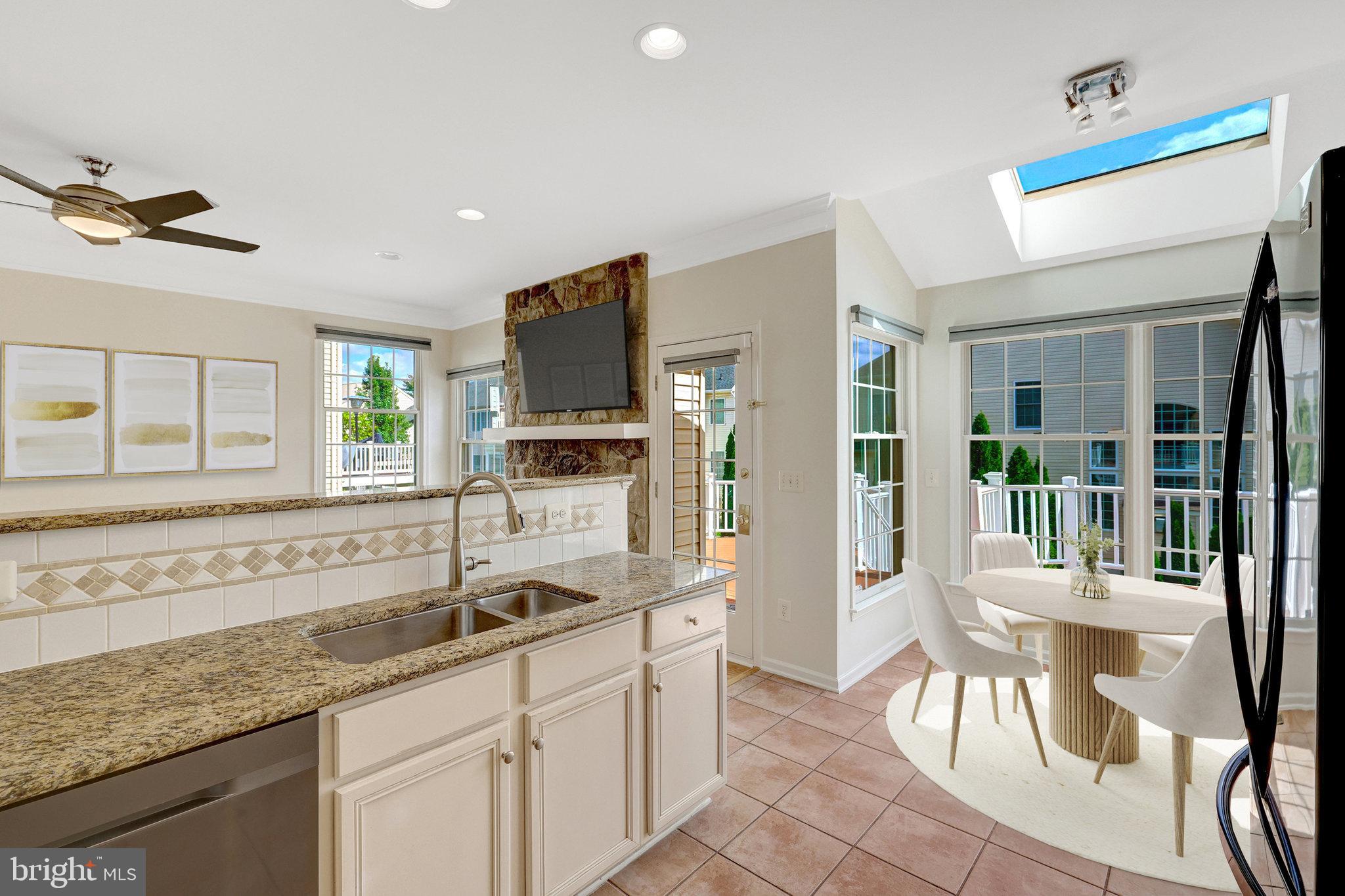 HUNT-BELMONT CNTRY CLUB - Residential