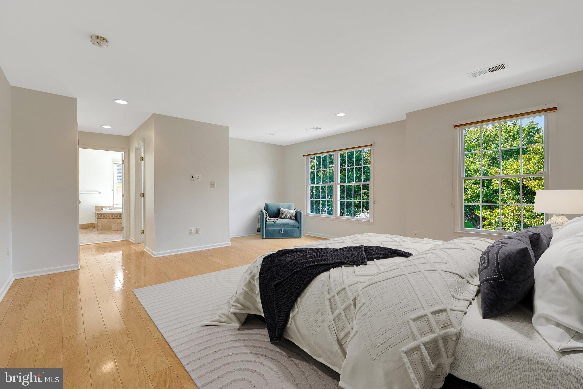 HUNT-BELMONT CNTRY CLUB - Residential