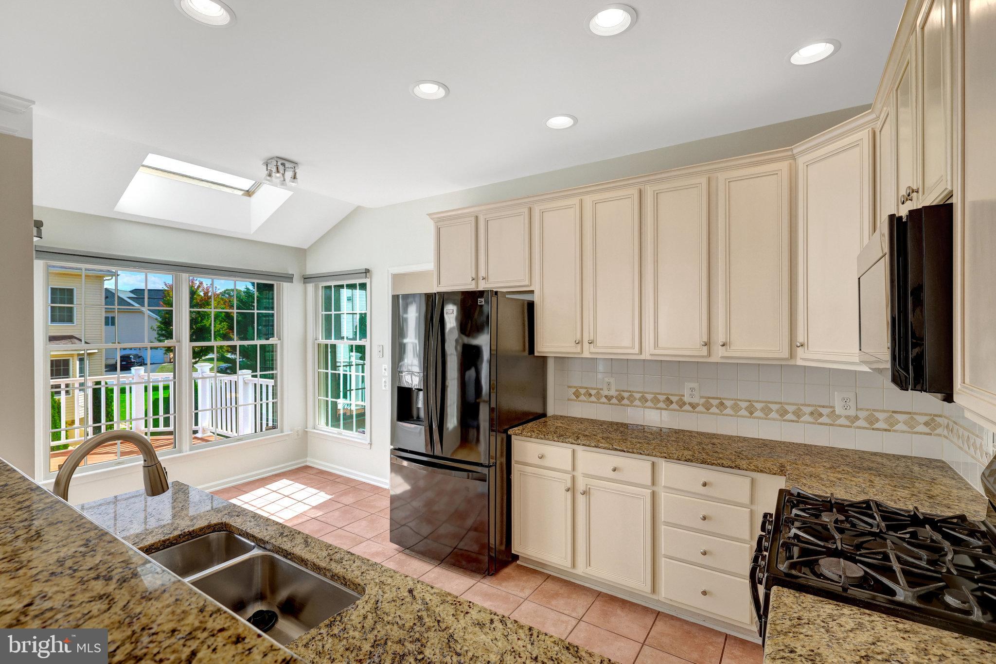 HUNT-BELMONT CNTRY CLUB - Residential