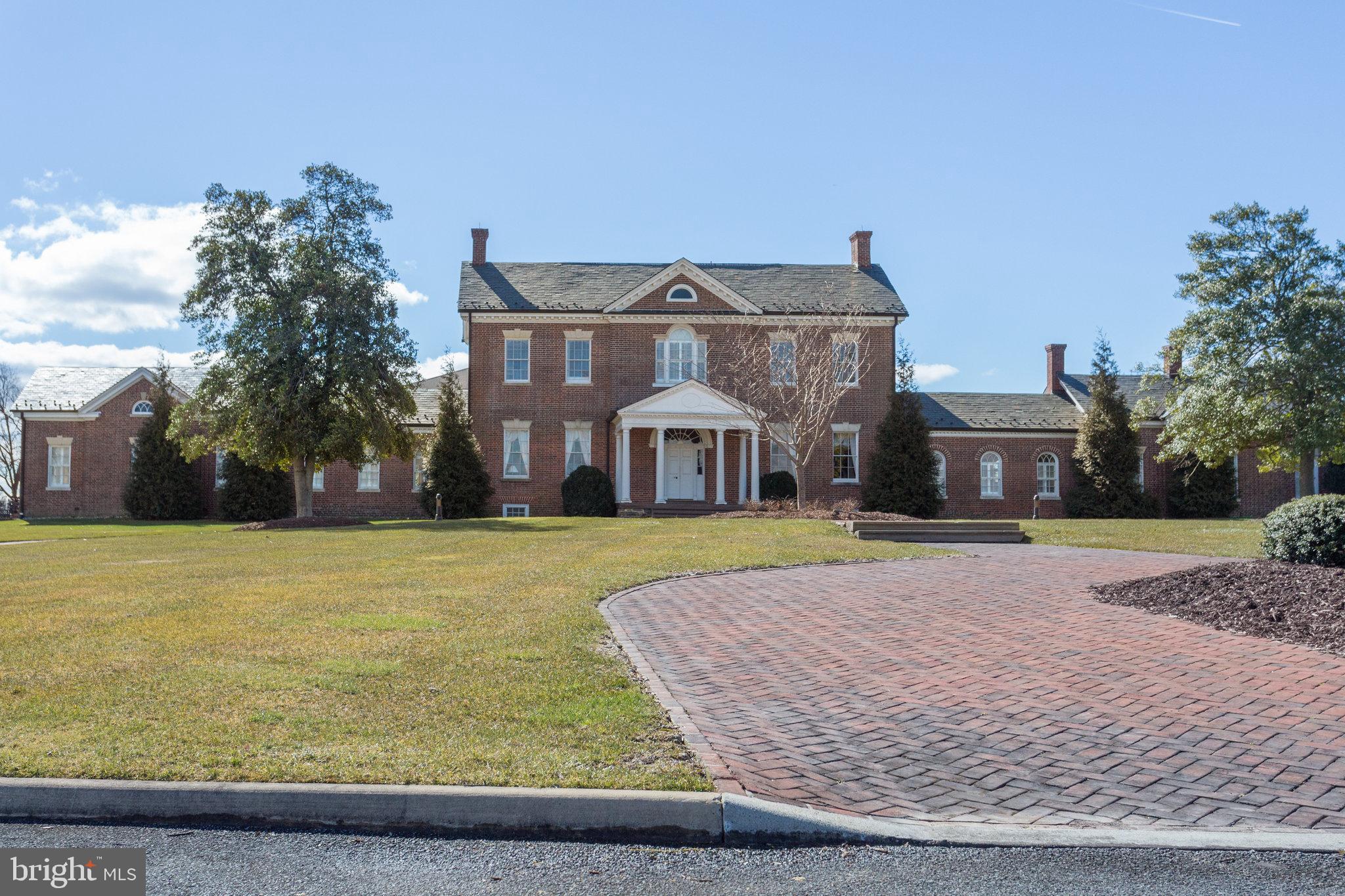 HUNT-BELMONT CNTRY CLUB - Residential