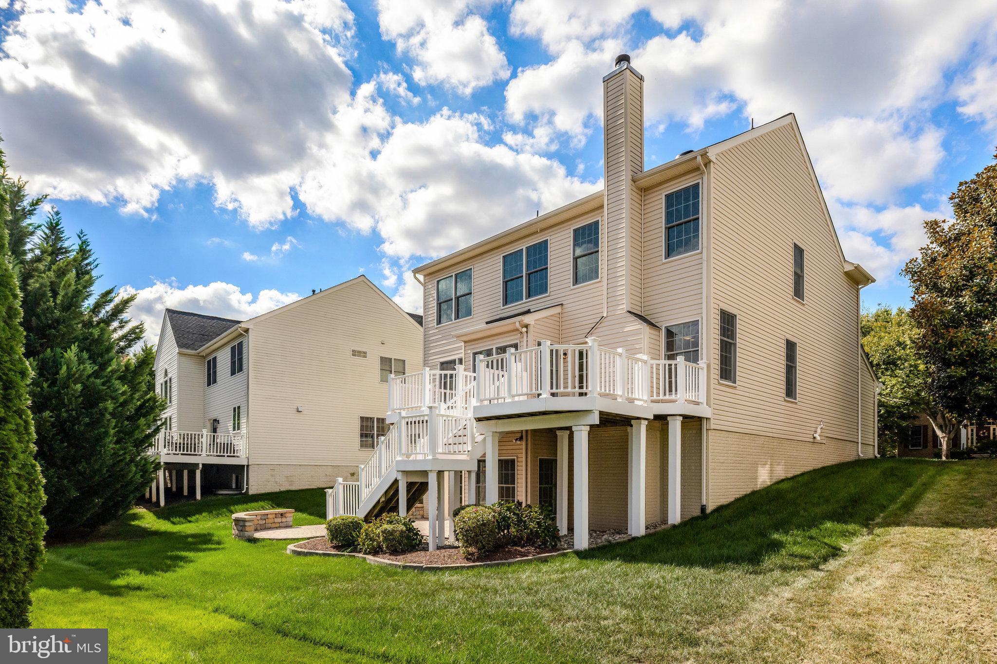 HUNT-BELMONT CNTRY CLUB - Residential