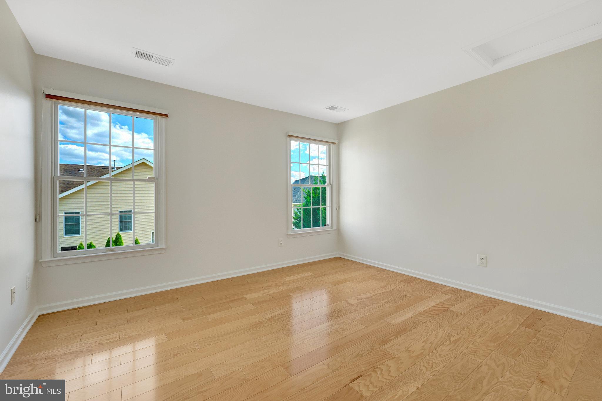 HUNT-BELMONT CNTRY CLUB - Residential