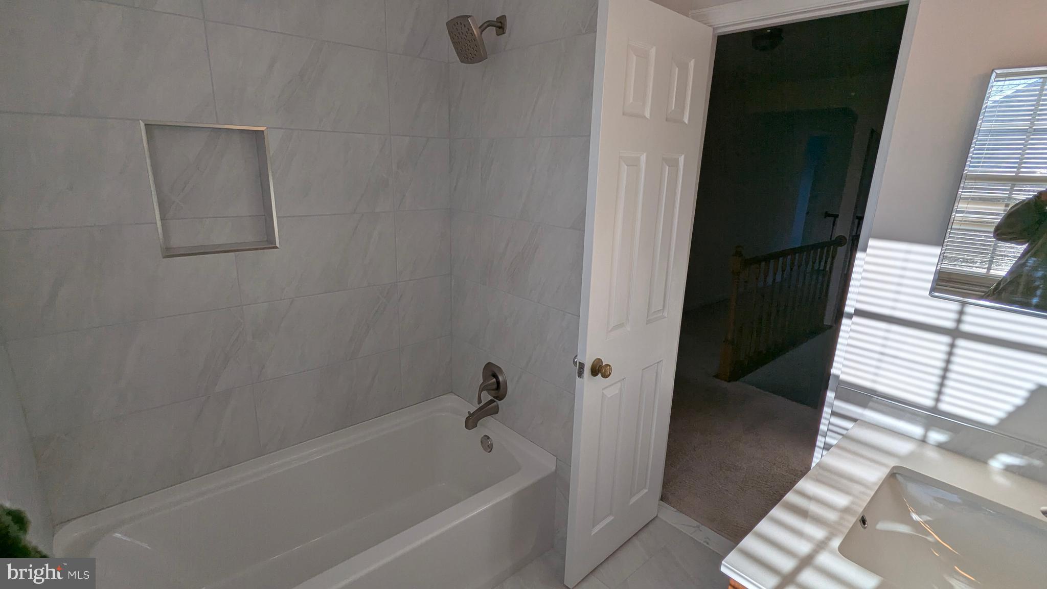 EMERALD CHASE - Residential Lease