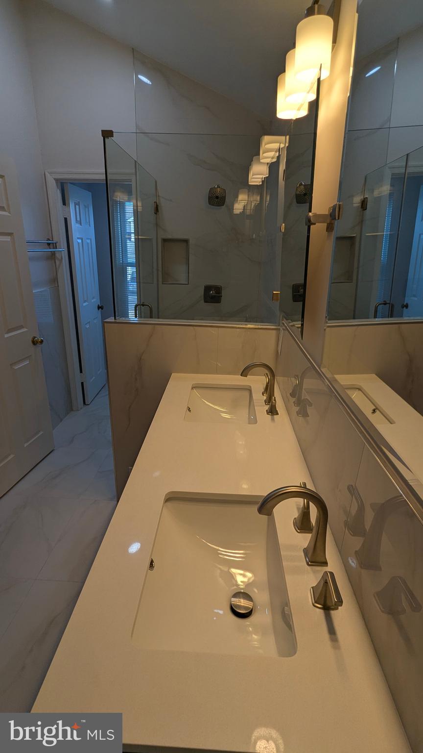 EMERALD CHASE - Residential Lease