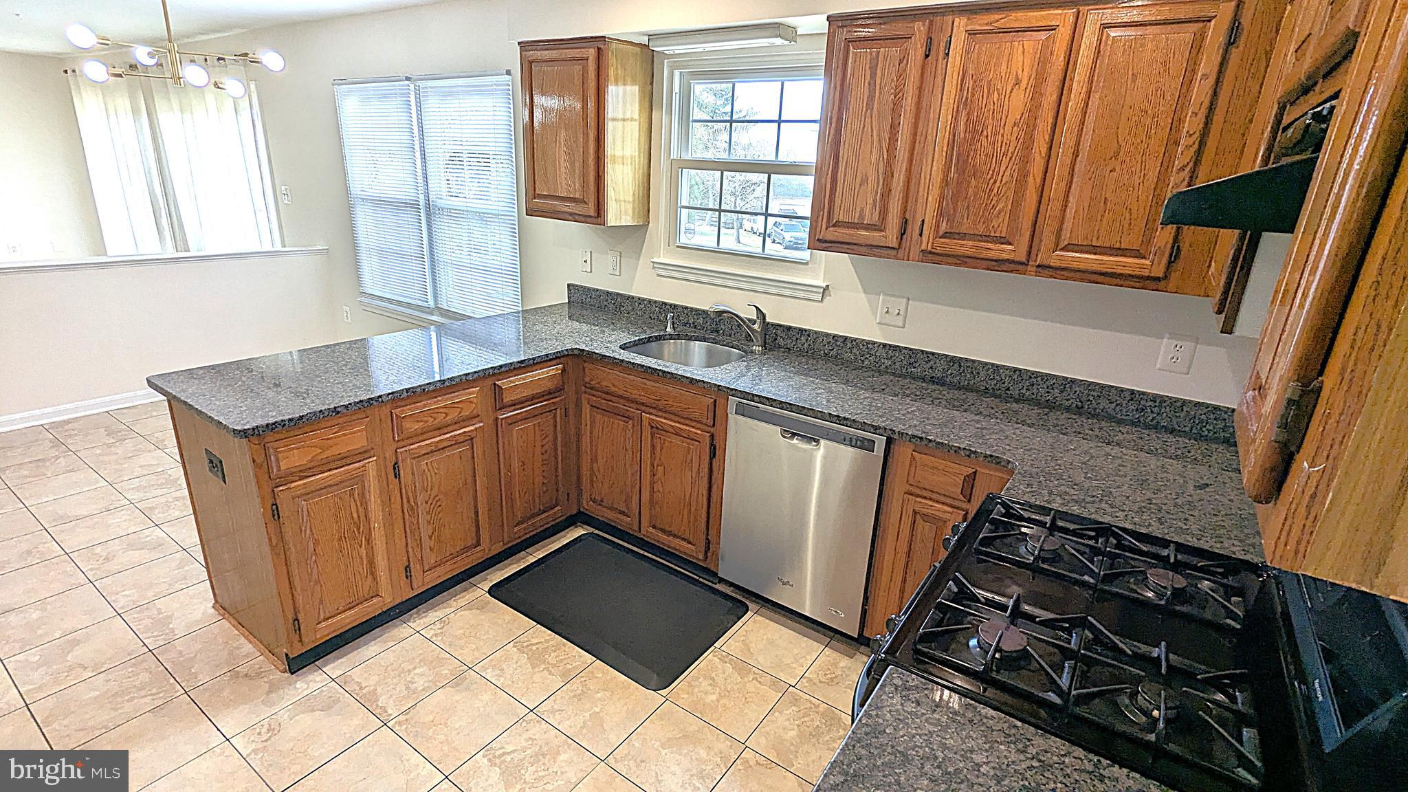 EMERALD CHASE - Residential Lease