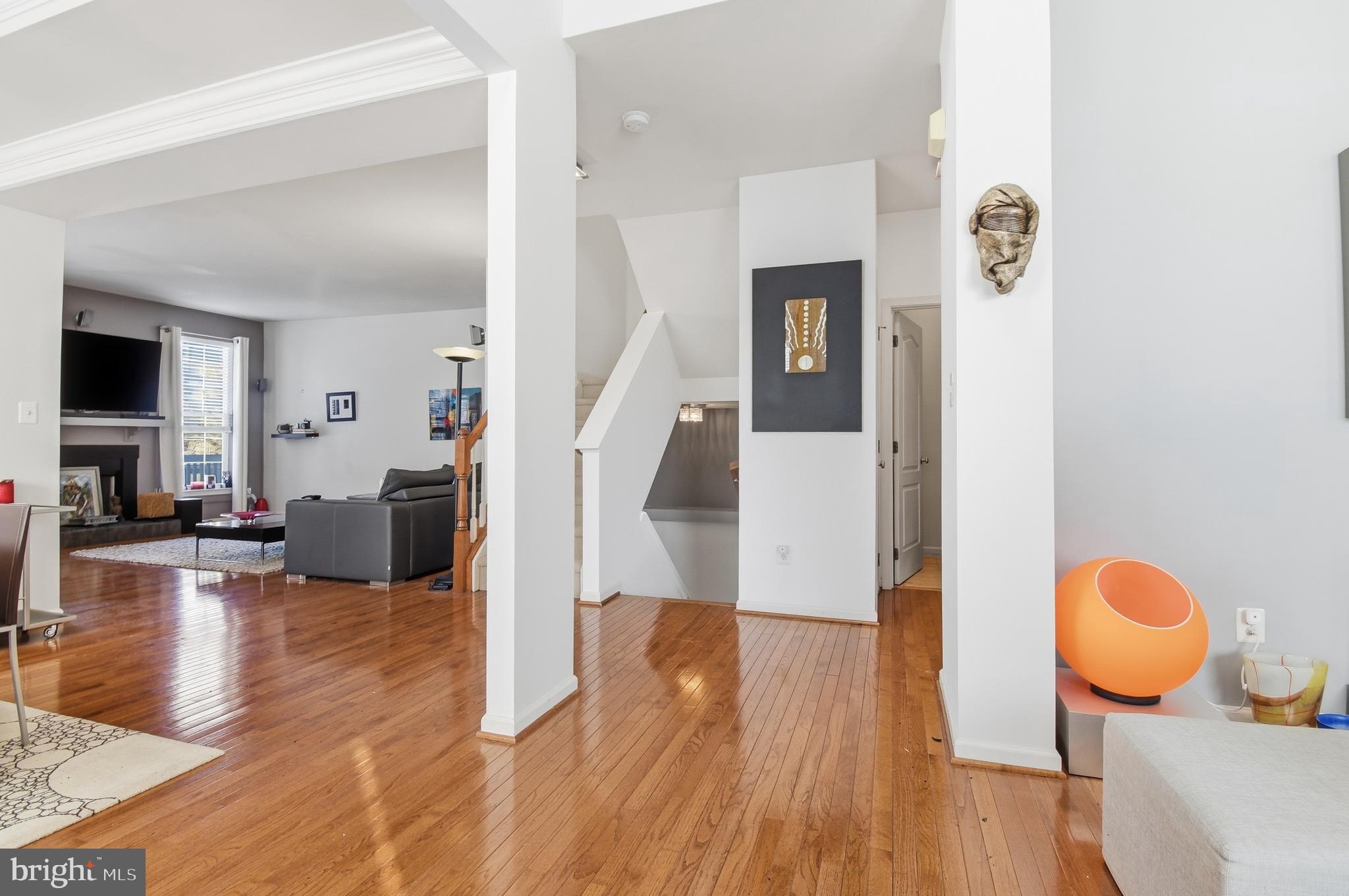 43592 DUNHILL CUP SQUARE