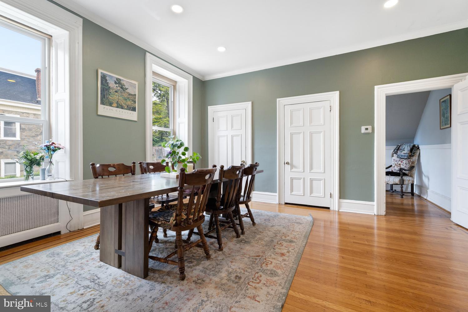 EAST FALLS - Residential