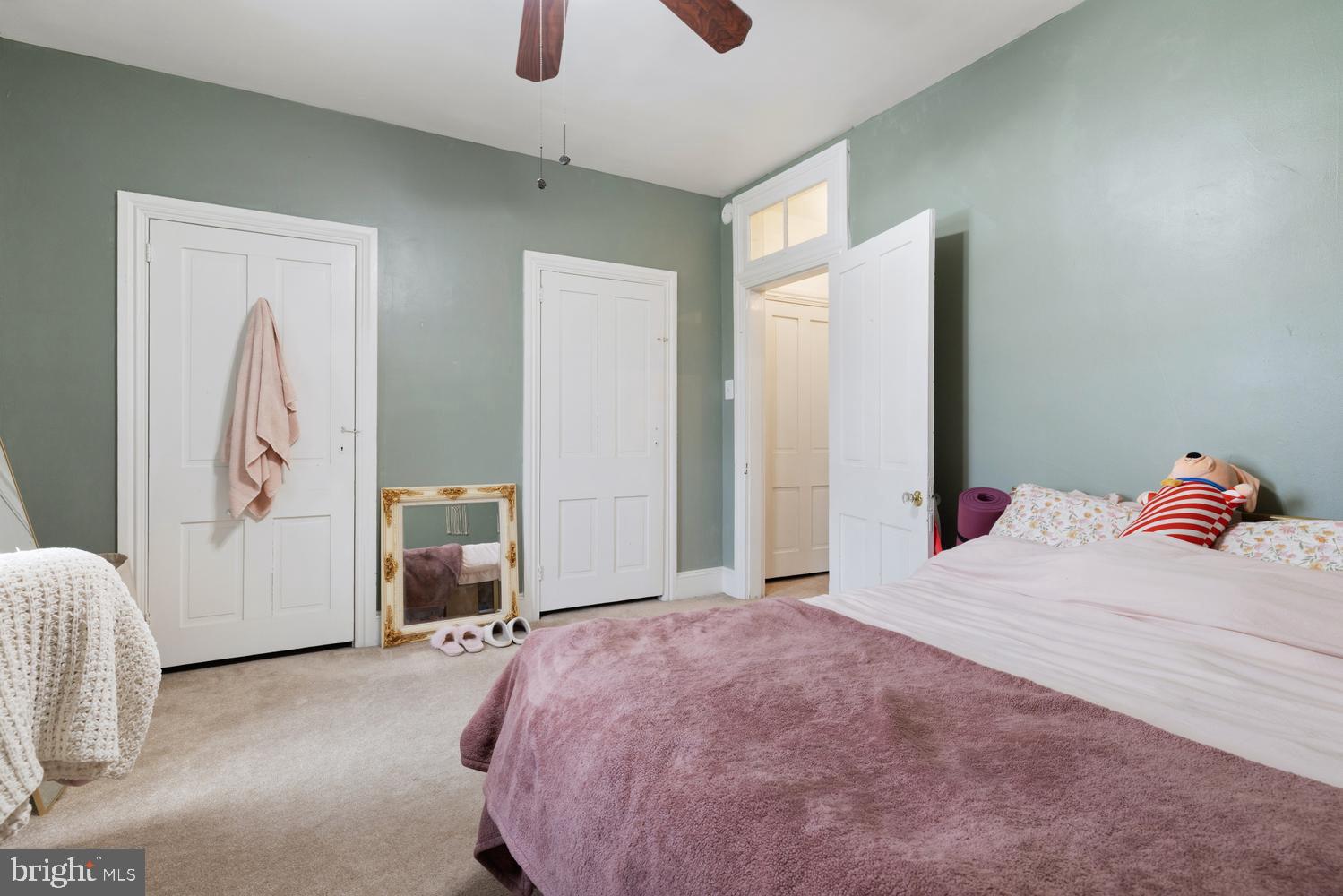 EAST FALLS - Residential