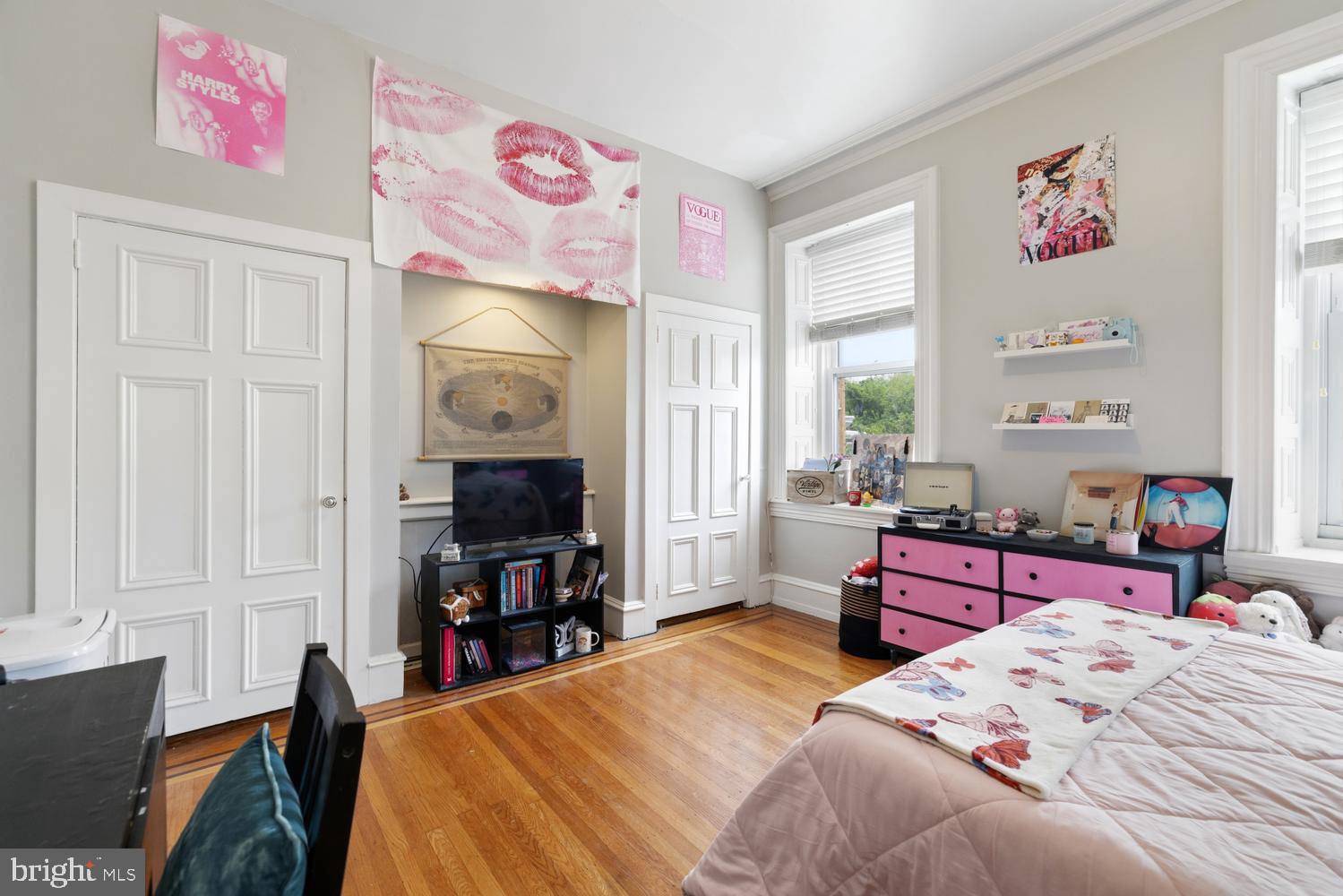 EAST FALLS - Residential