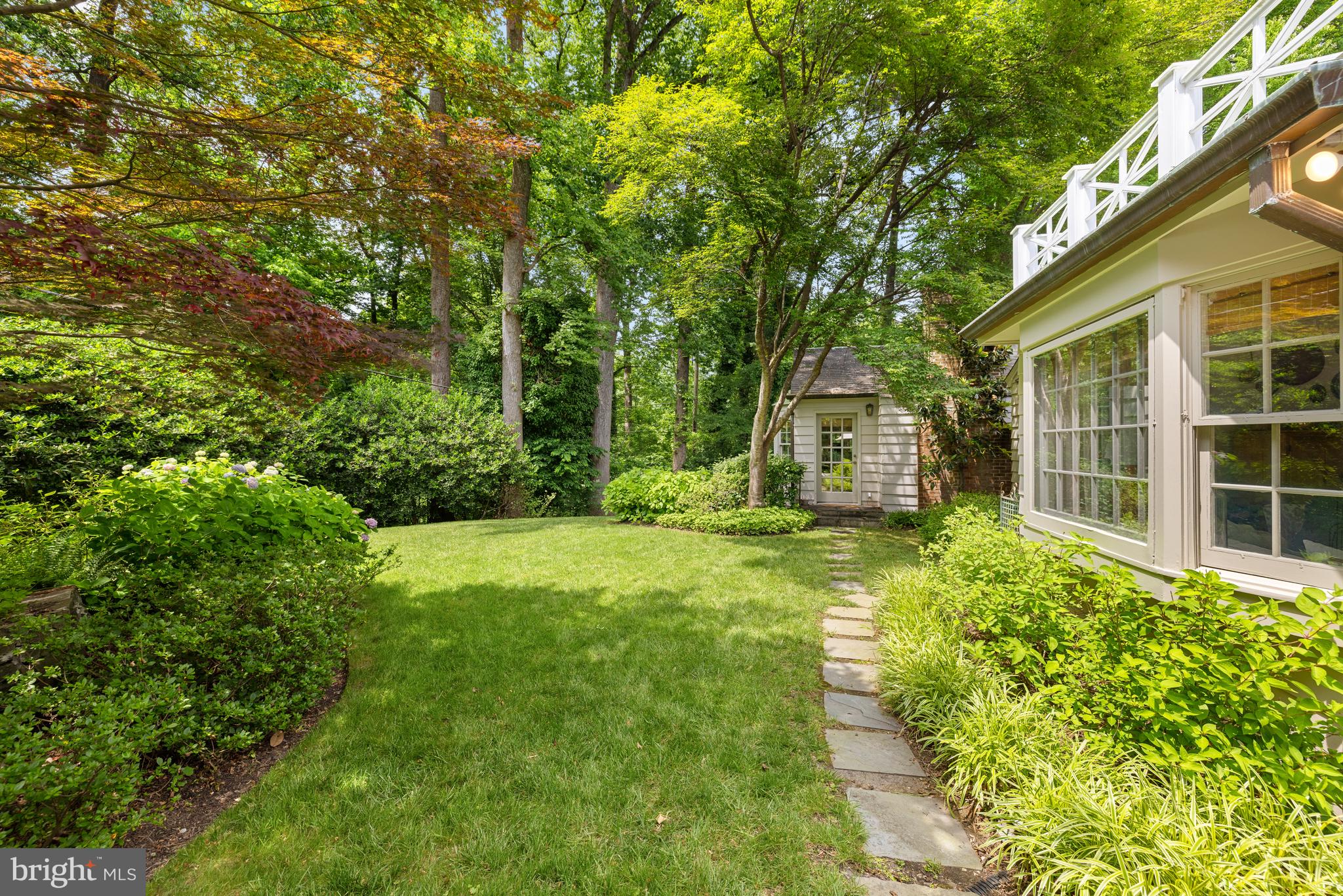 SPRING VALLEY - Residential