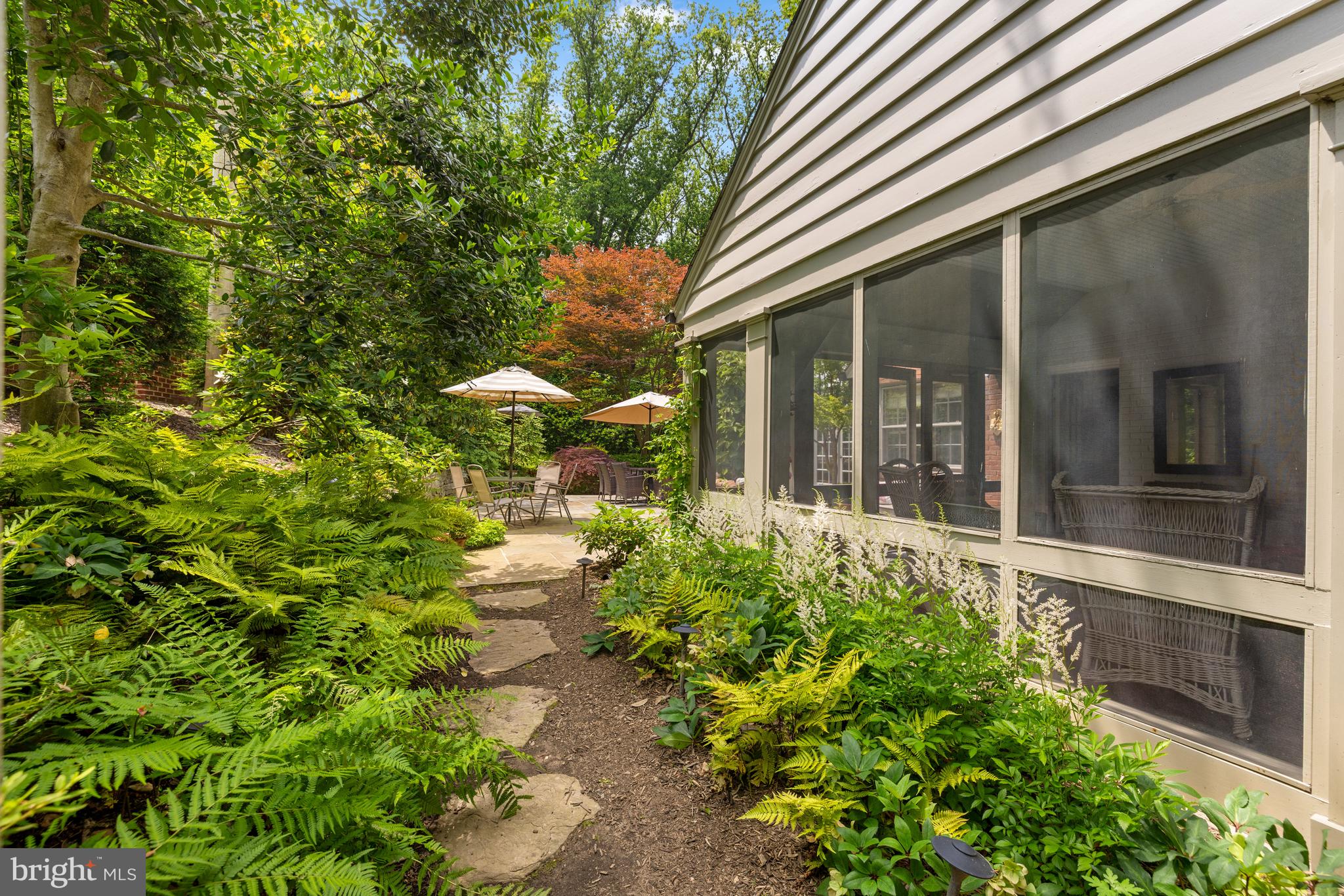 SPRING VALLEY - Residential