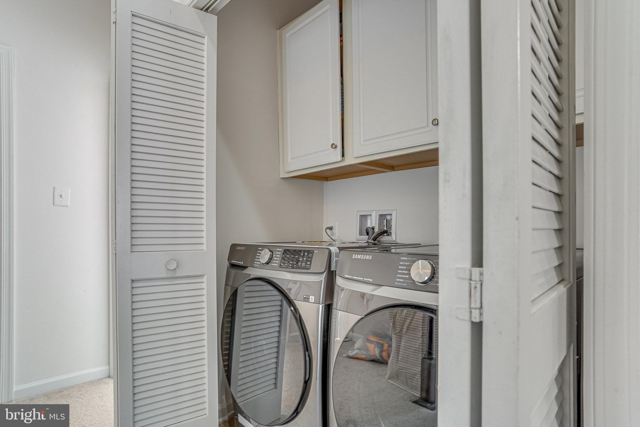 BRADLEY SQUARE - Residential Lease