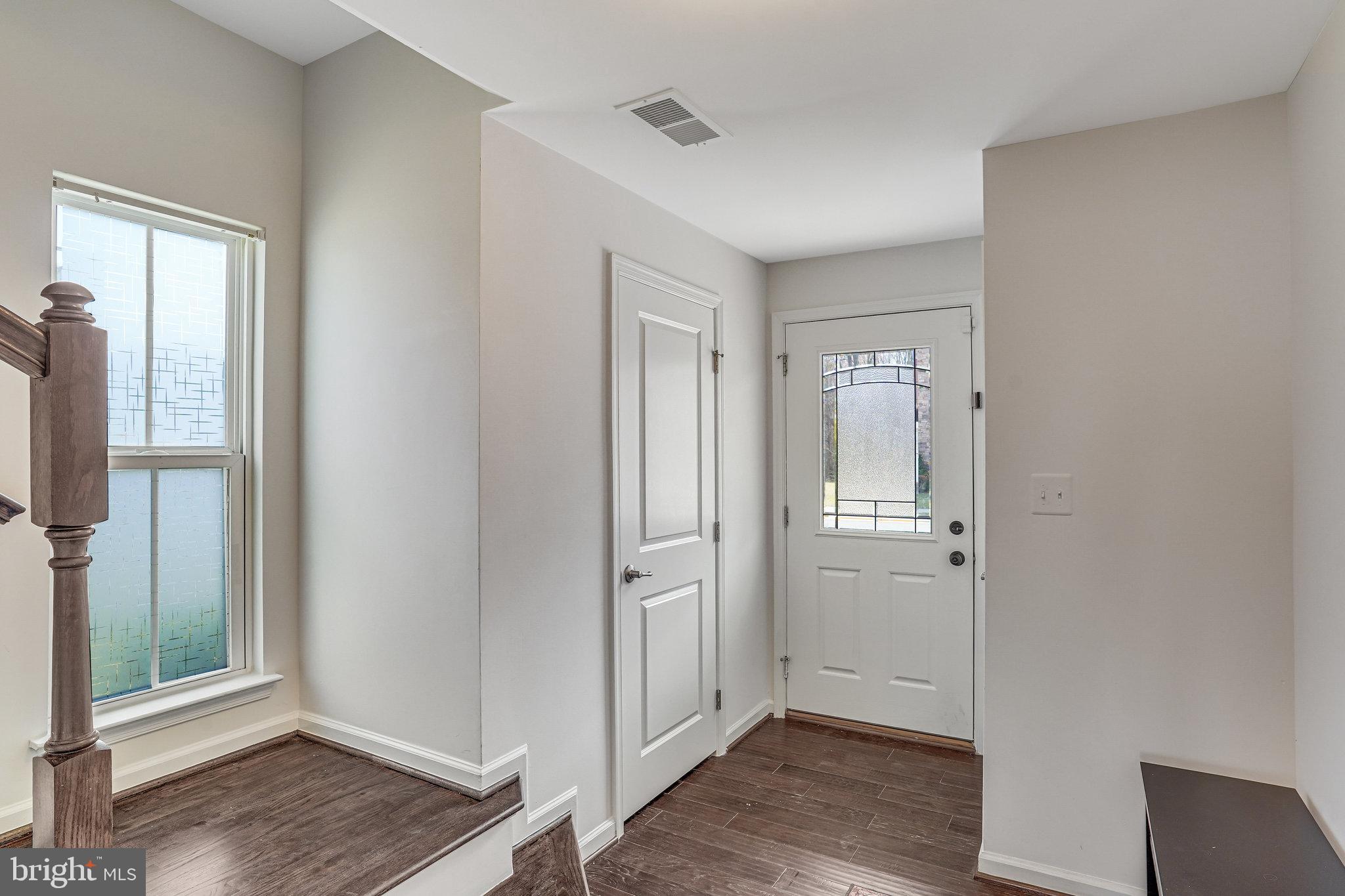 BRADLEY SQUARE - Residential Lease