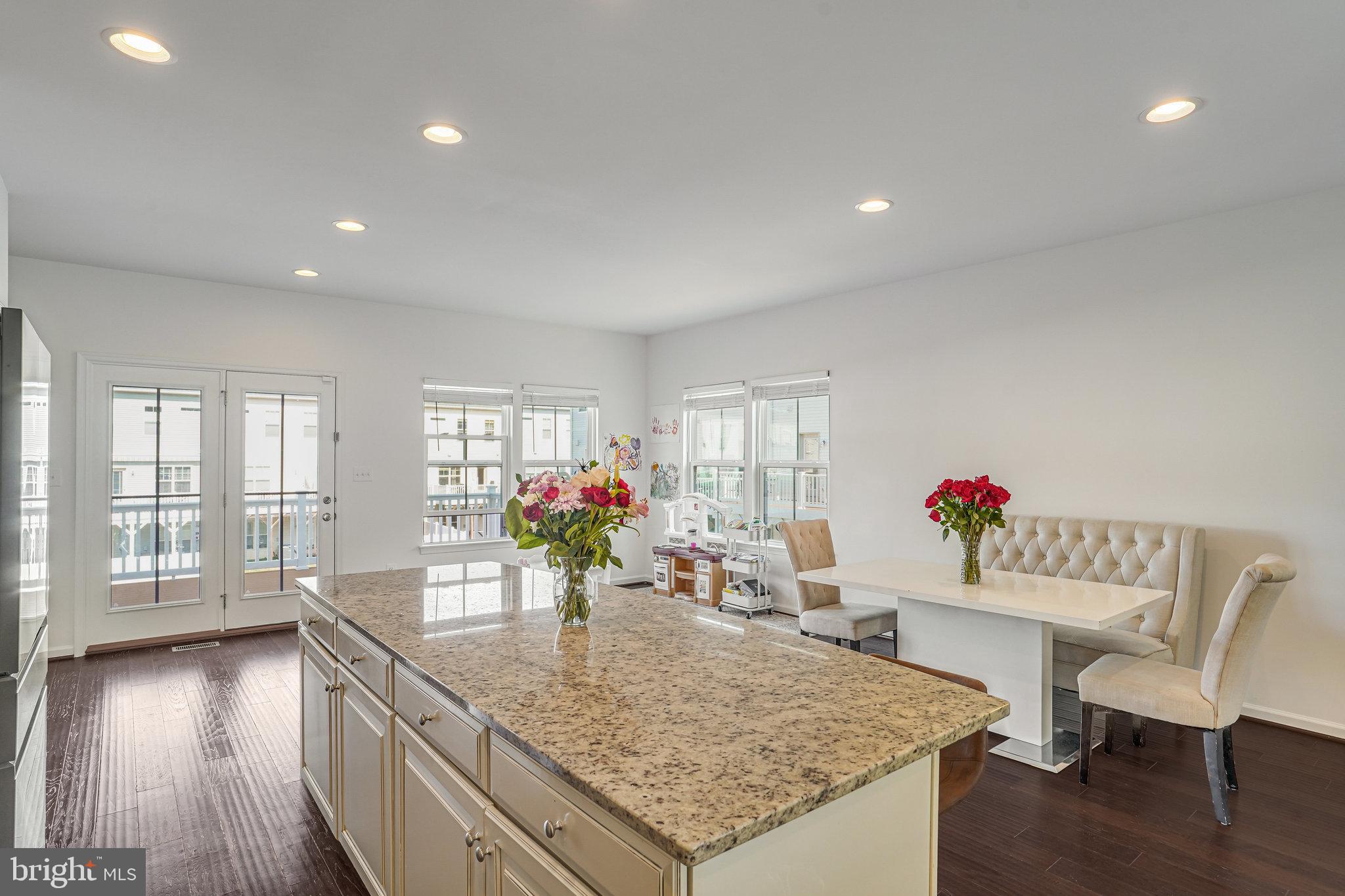 BRADLEY SQUARE - Residential Lease