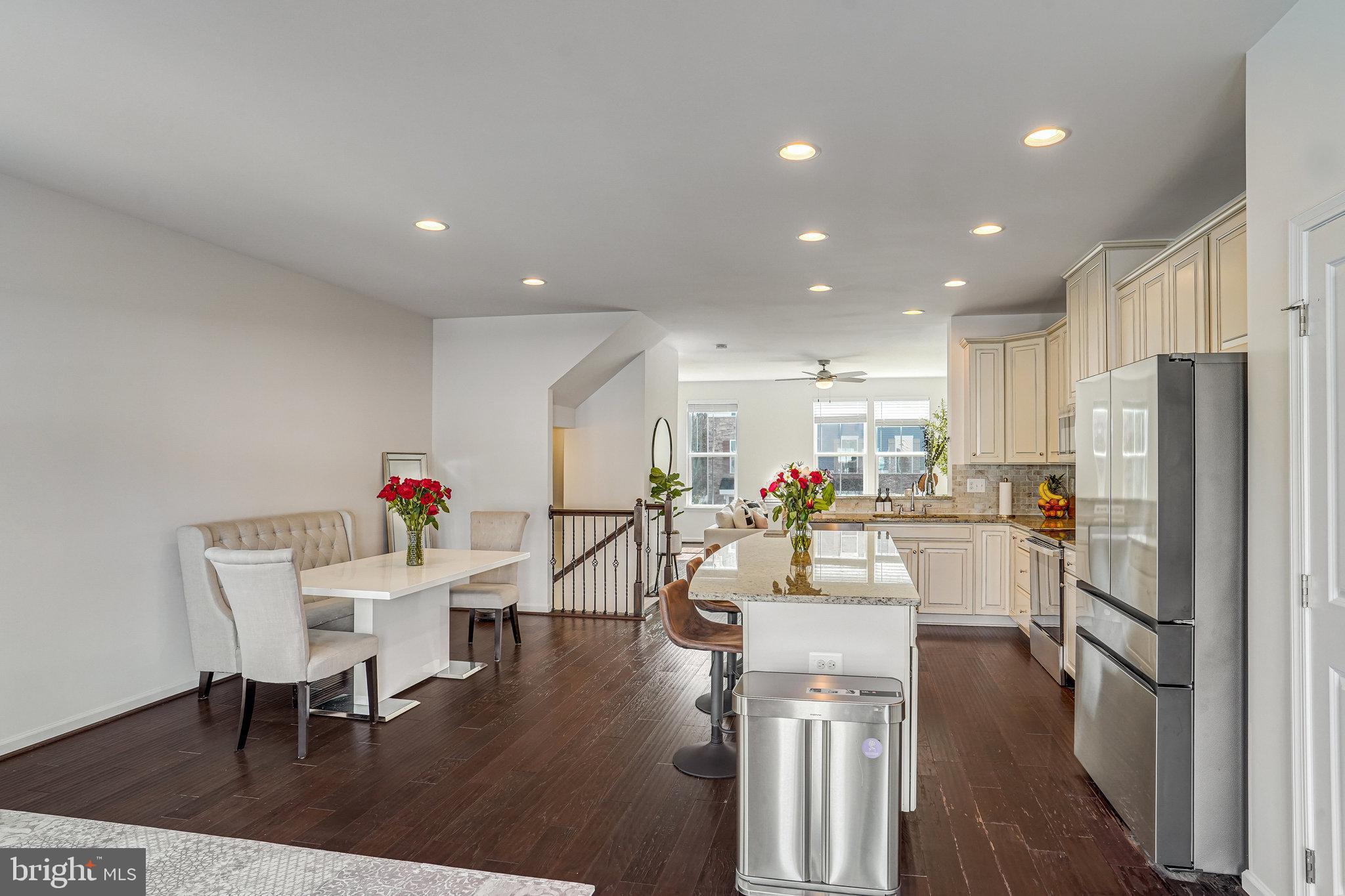 BRADLEY SQUARE - Residential Lease