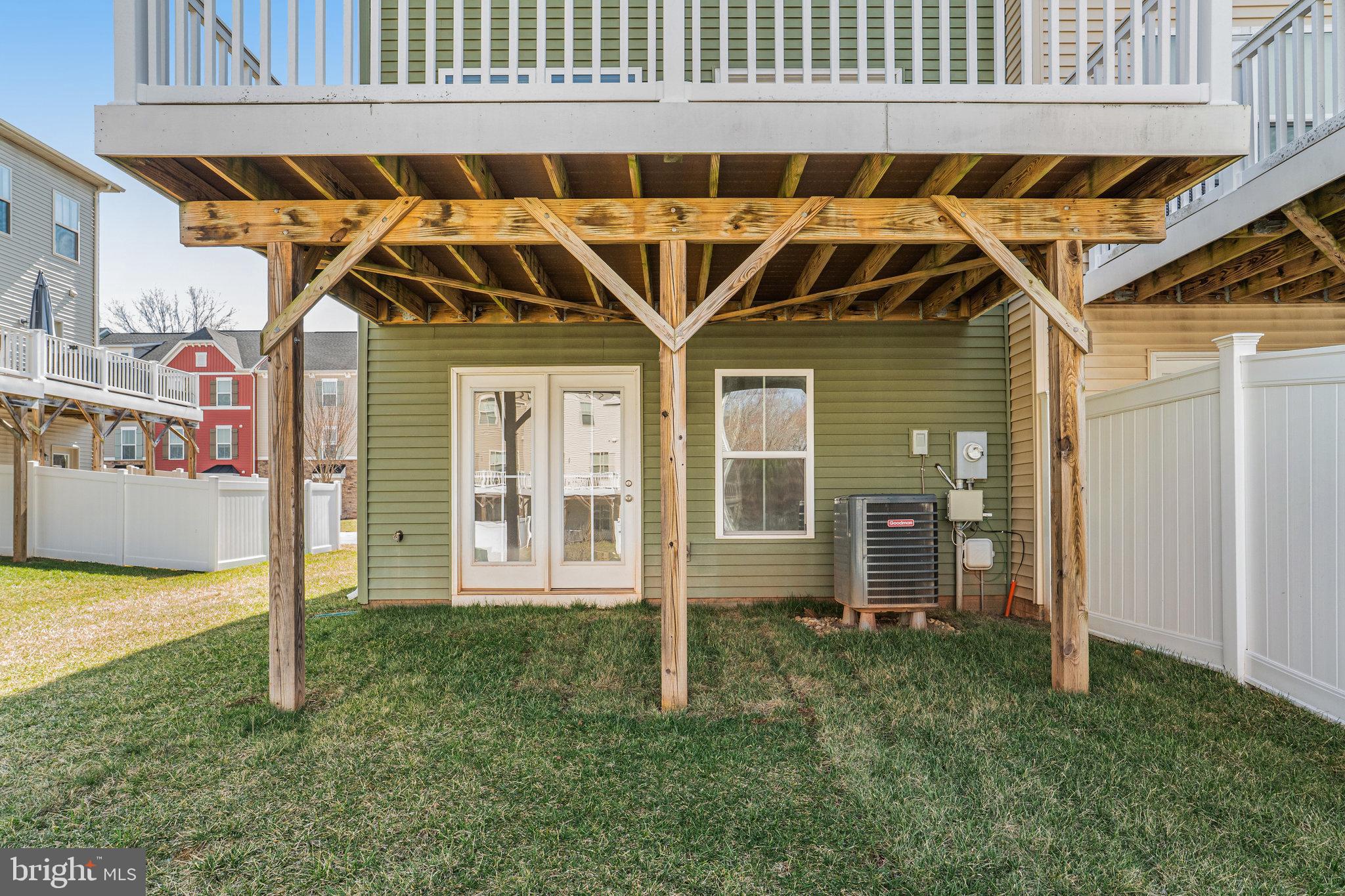 BRADLEY SQUARE - Residential Lease