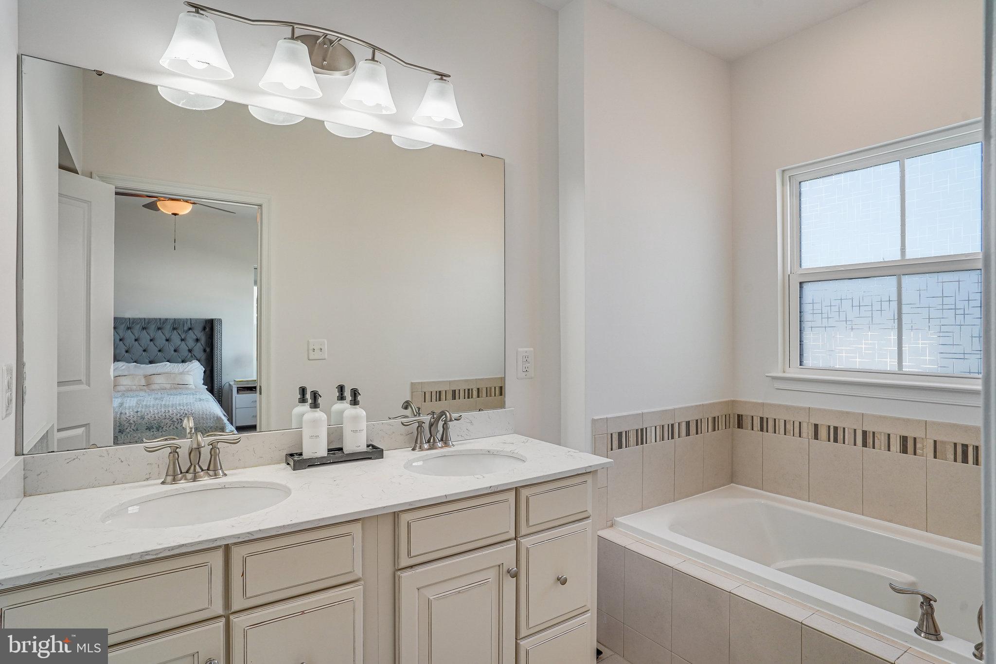 BRADLEY SQUARE - Residential Lease