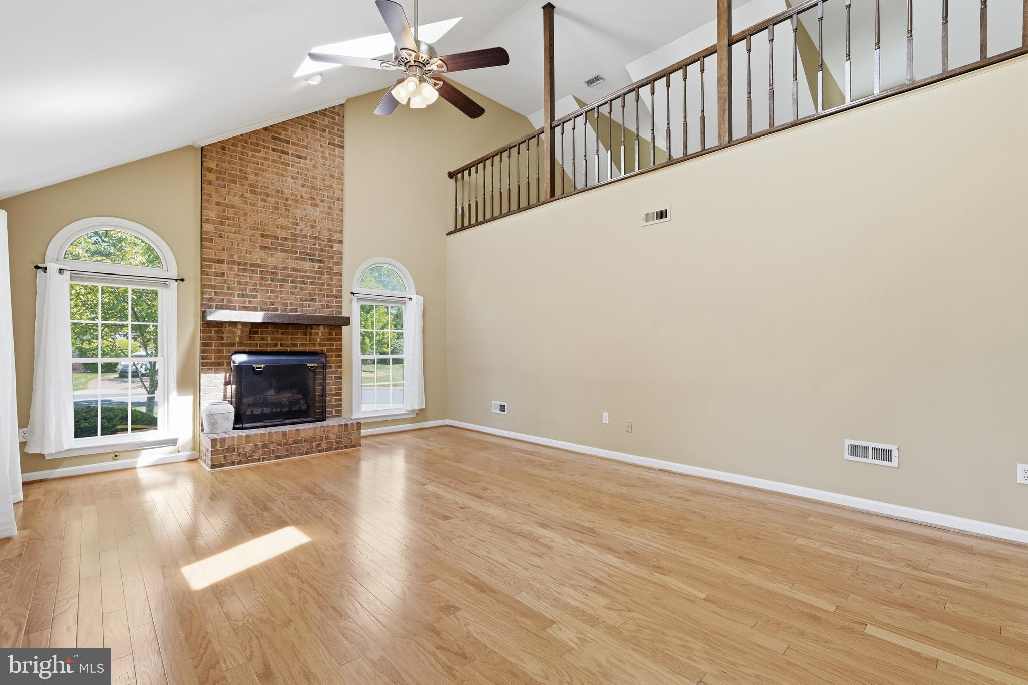 COUNTRYSIDE - Residential