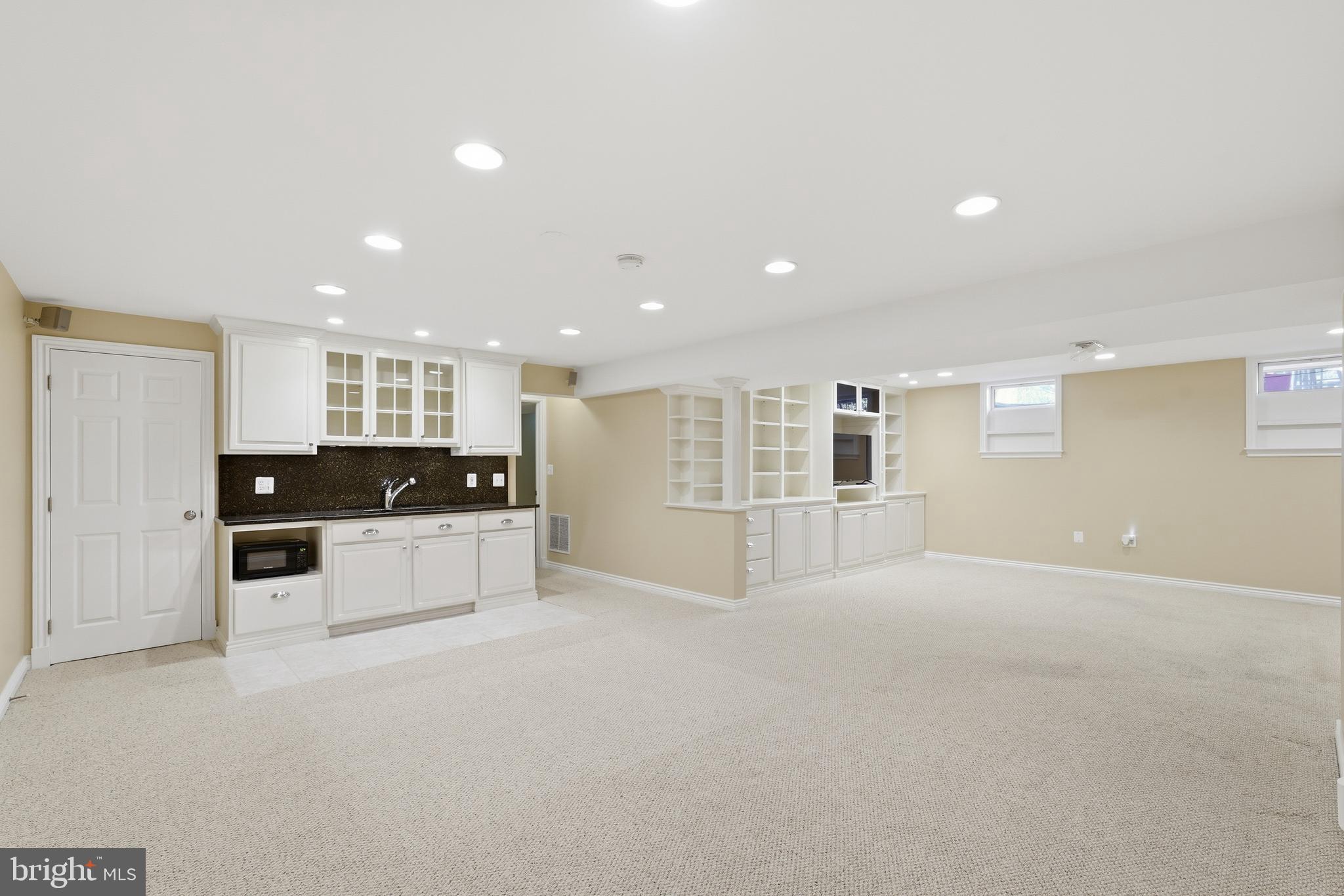 COUNTRYSIDE - Residential