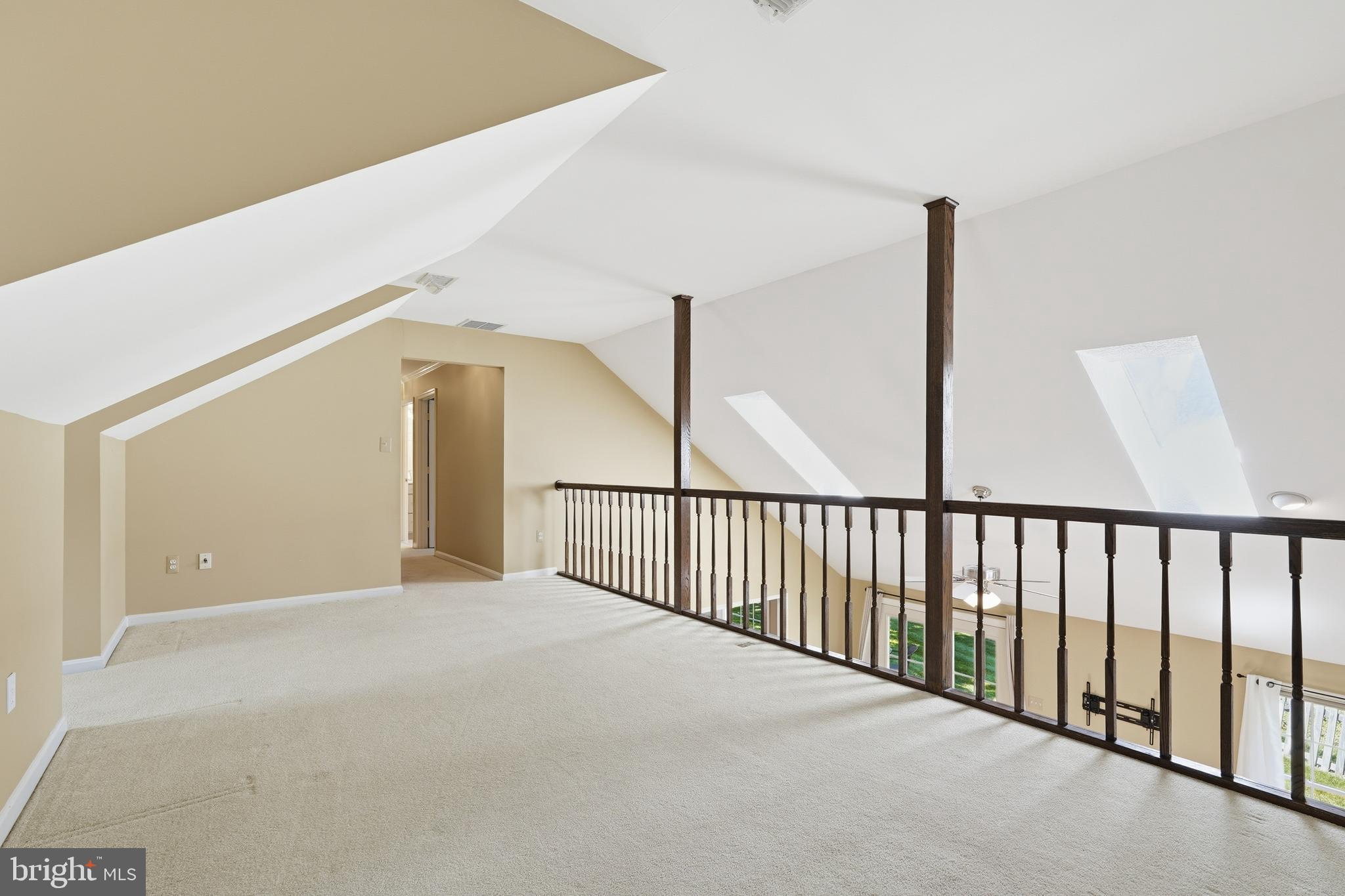 COUNTRYSIDE - Residential