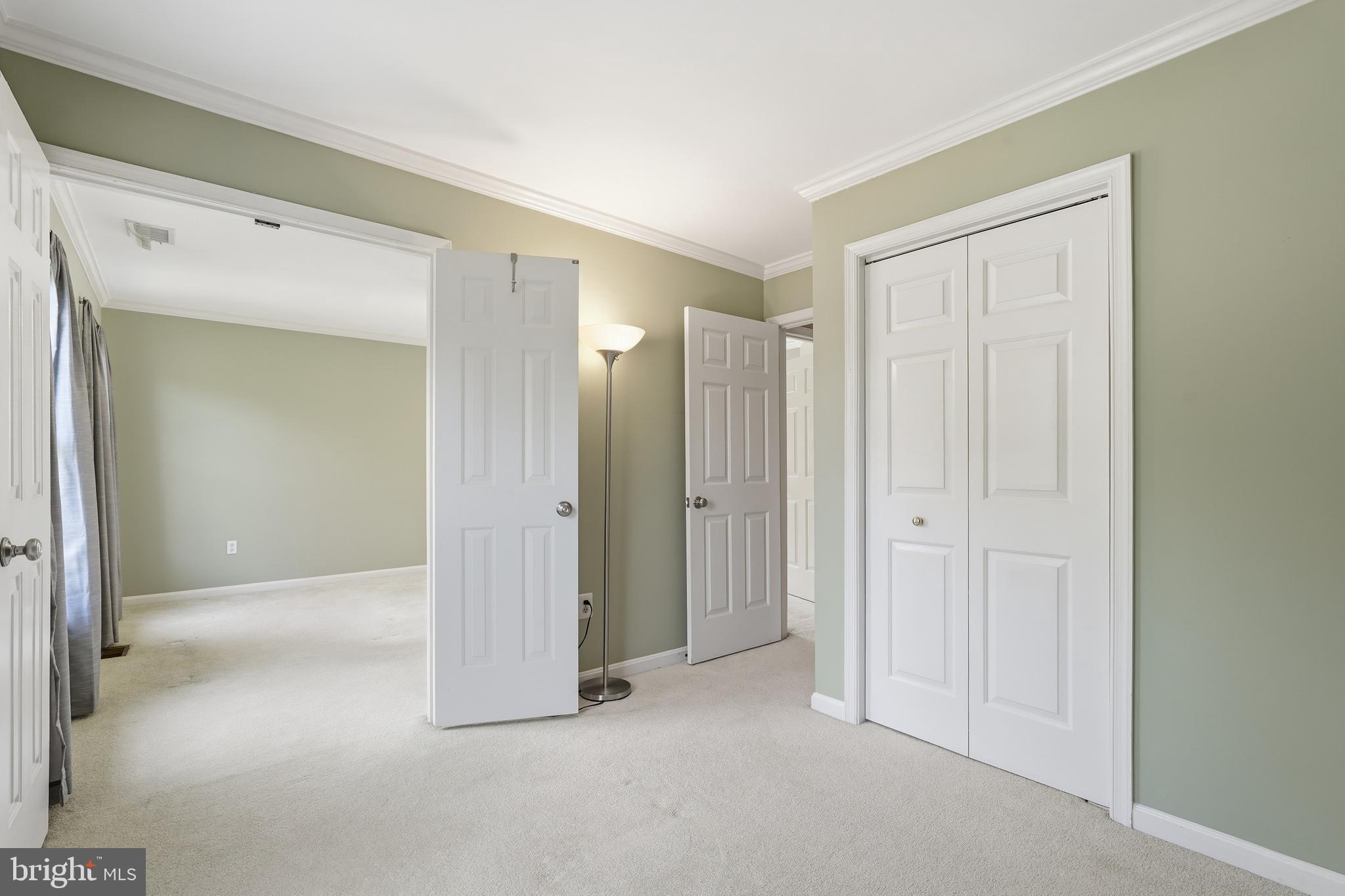 COUNTRYSIDE - Residential