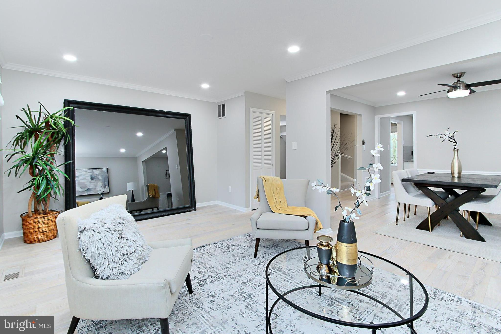 PINECREST HEIGHTS - Residential