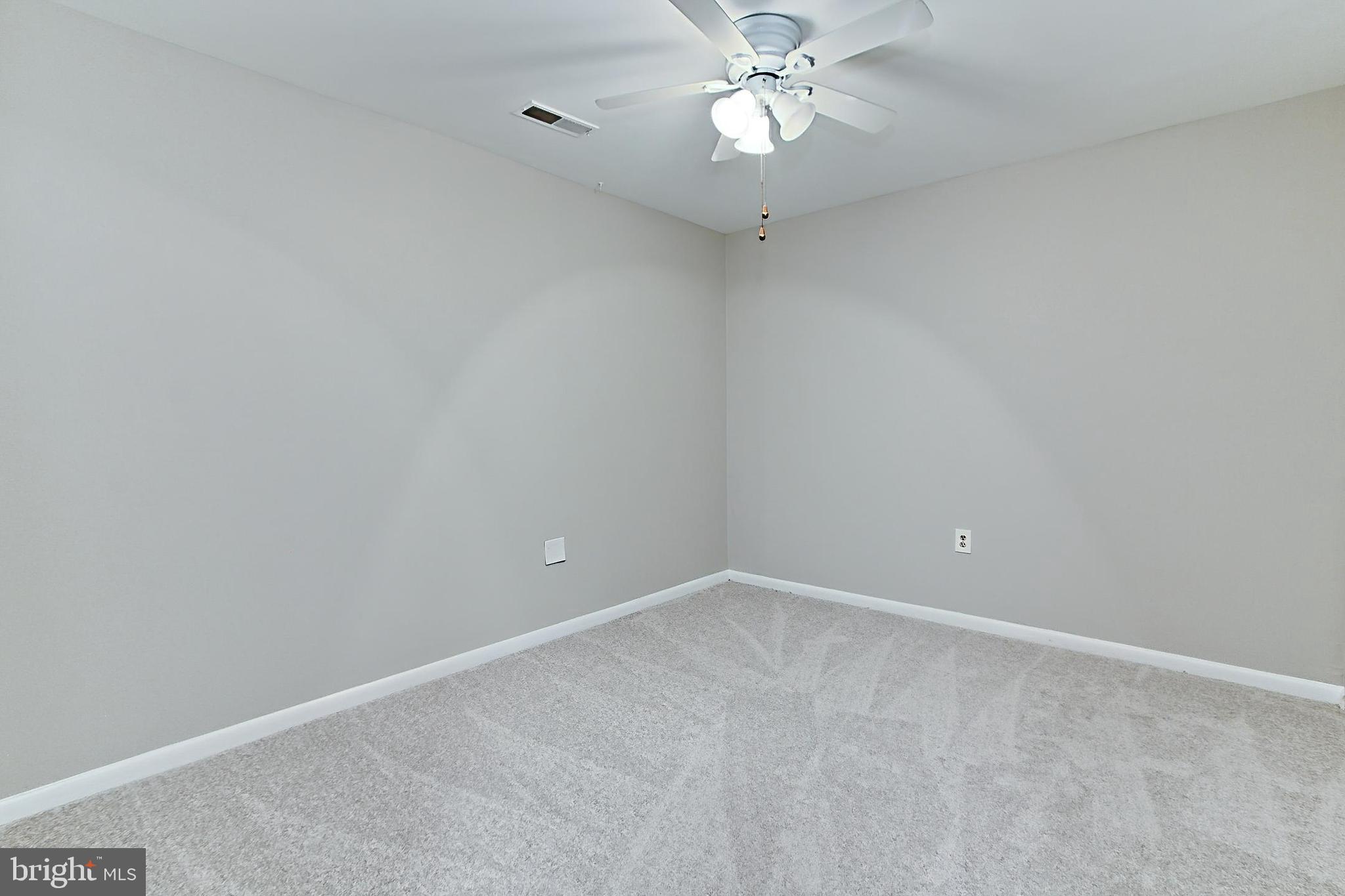 PINECREST HEIGHTS - Residential