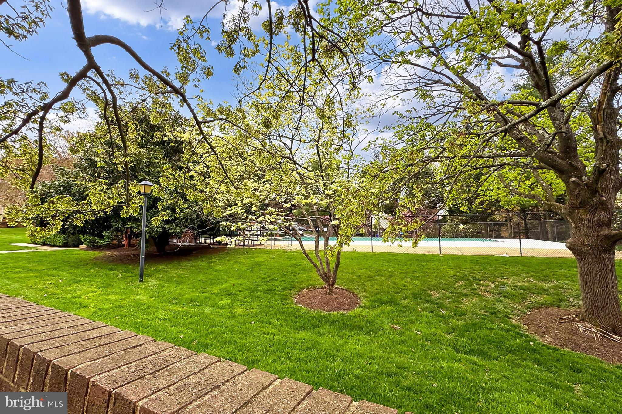 PINECREST HEIGHTS - Residential