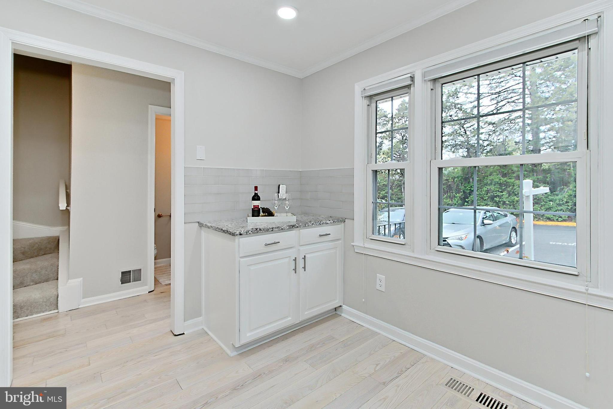 PINECREST HEIGHTS - Residential