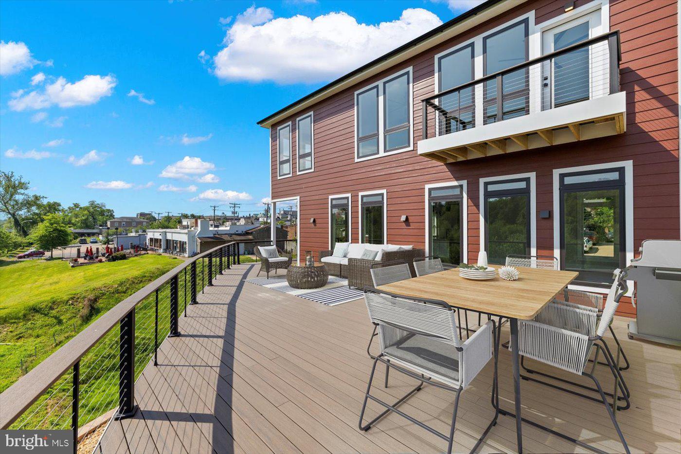 DOWNTOWN FREDERICKSBURG - Residential