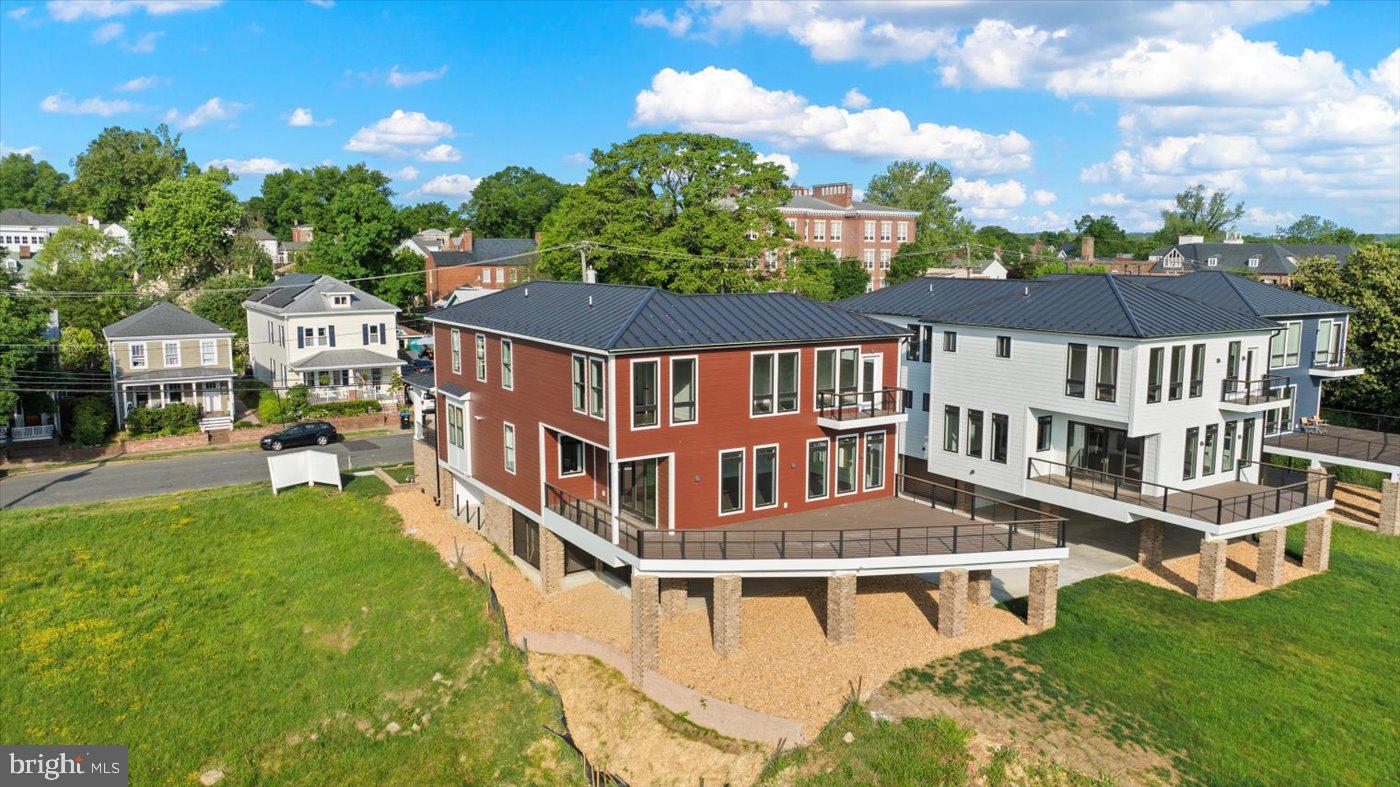 DOWNTOWN FREDERICKSBURG - Residential