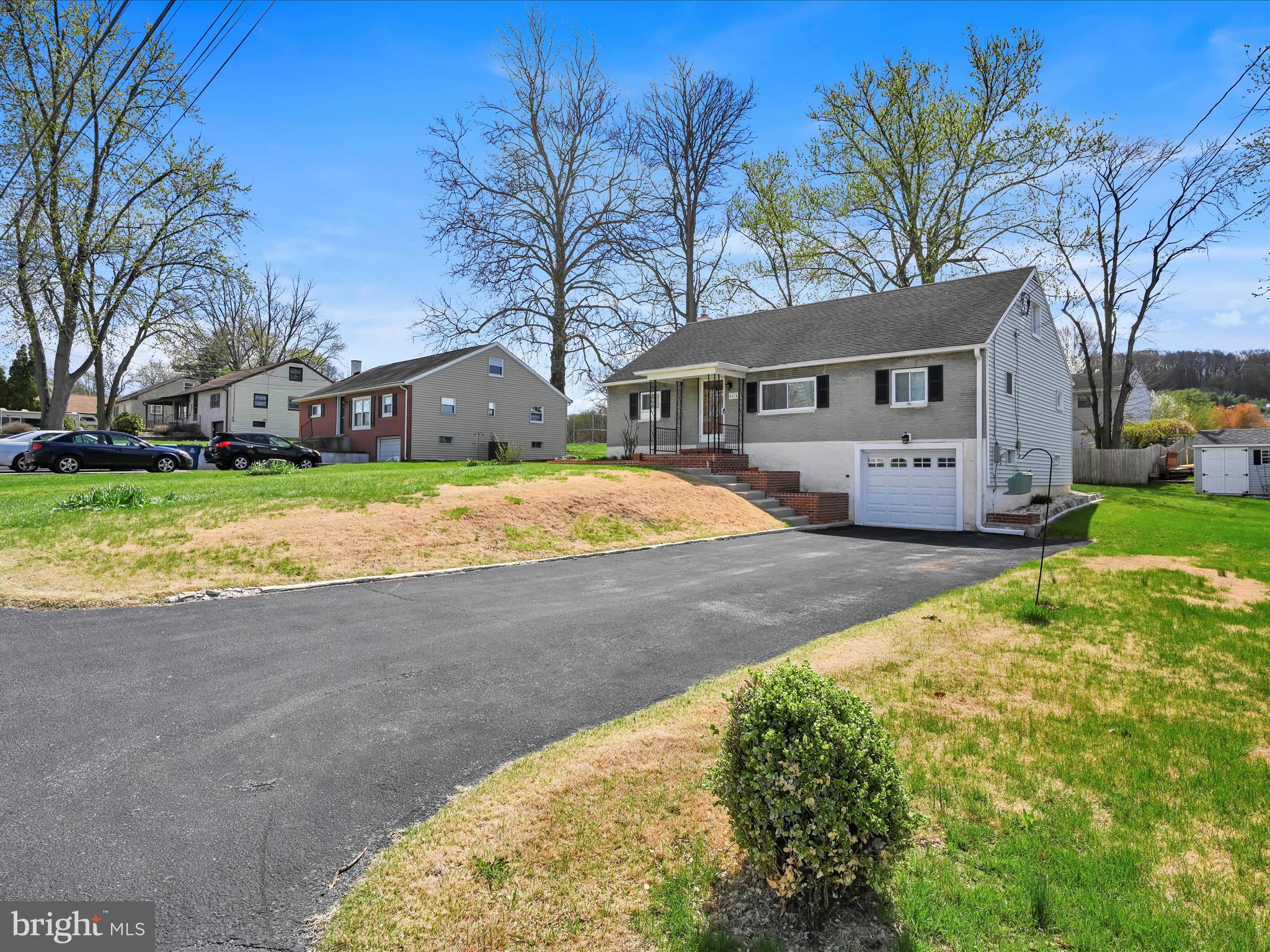 FARMDALE - Residential