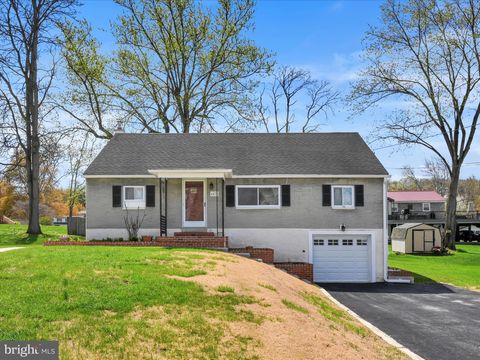 Photo of 4474 Miller Drive, MOUNT JOY, PA 17552 (MLS # PALA2066058)