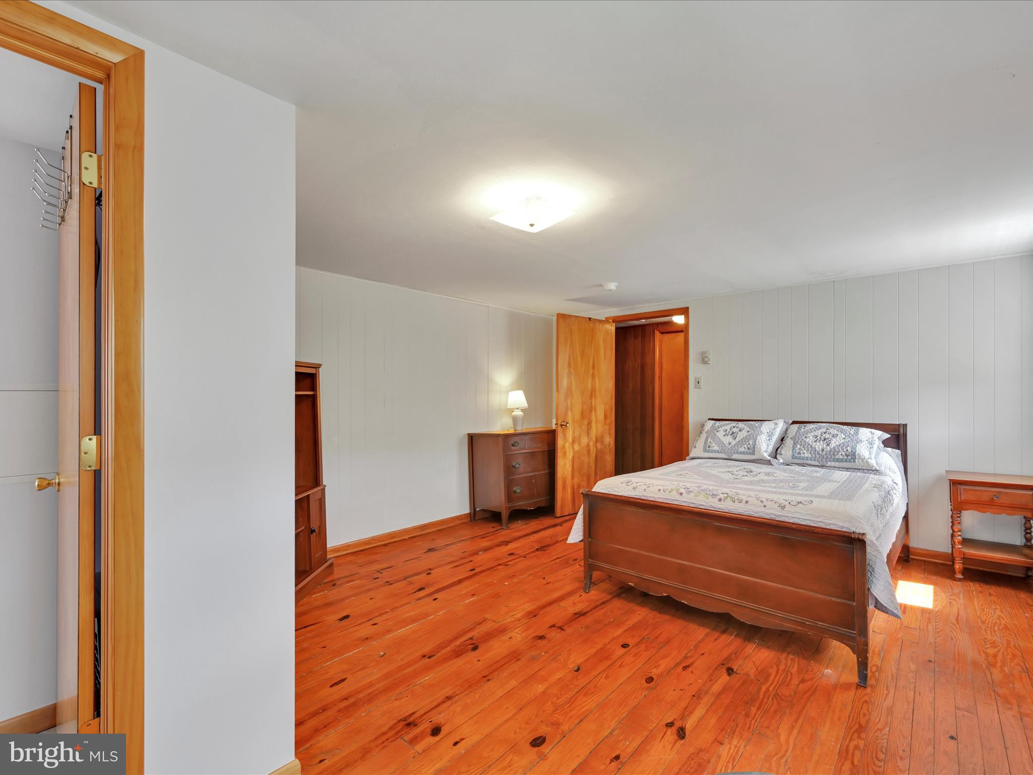 FARMDALE - Residential