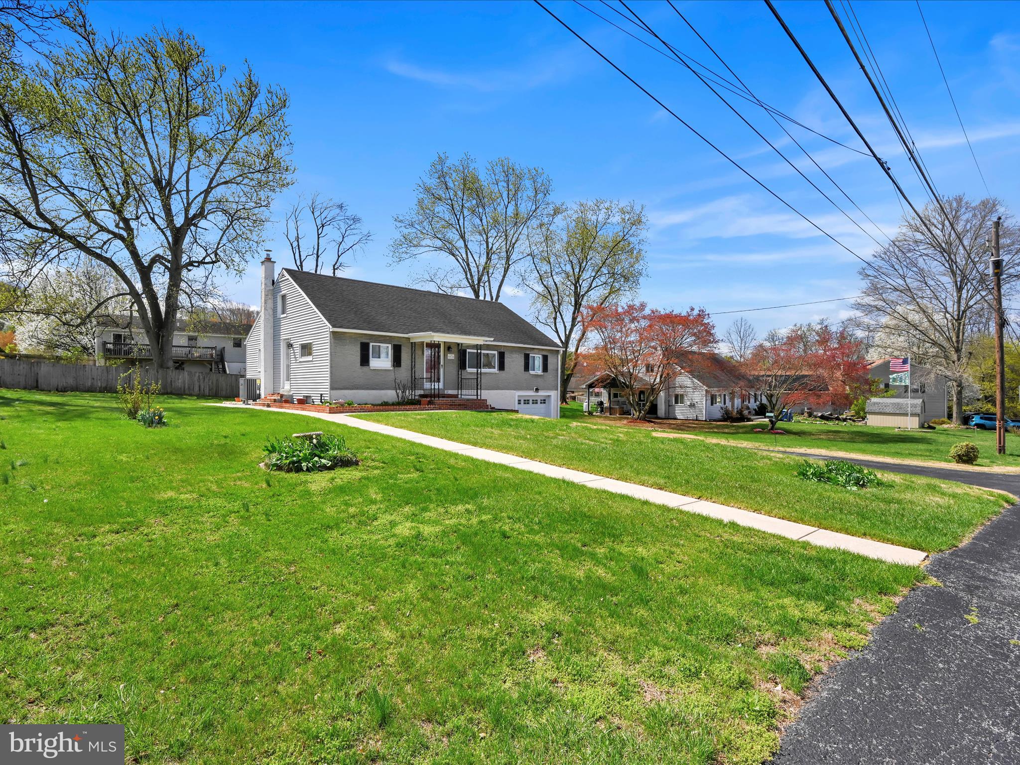 FARMDALE - Residential