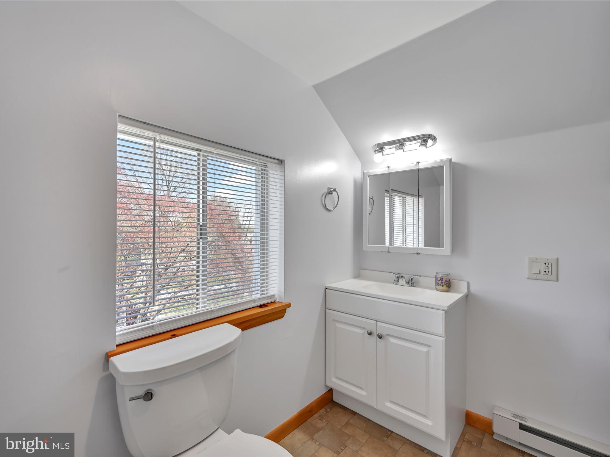 FARMDALE - Residential