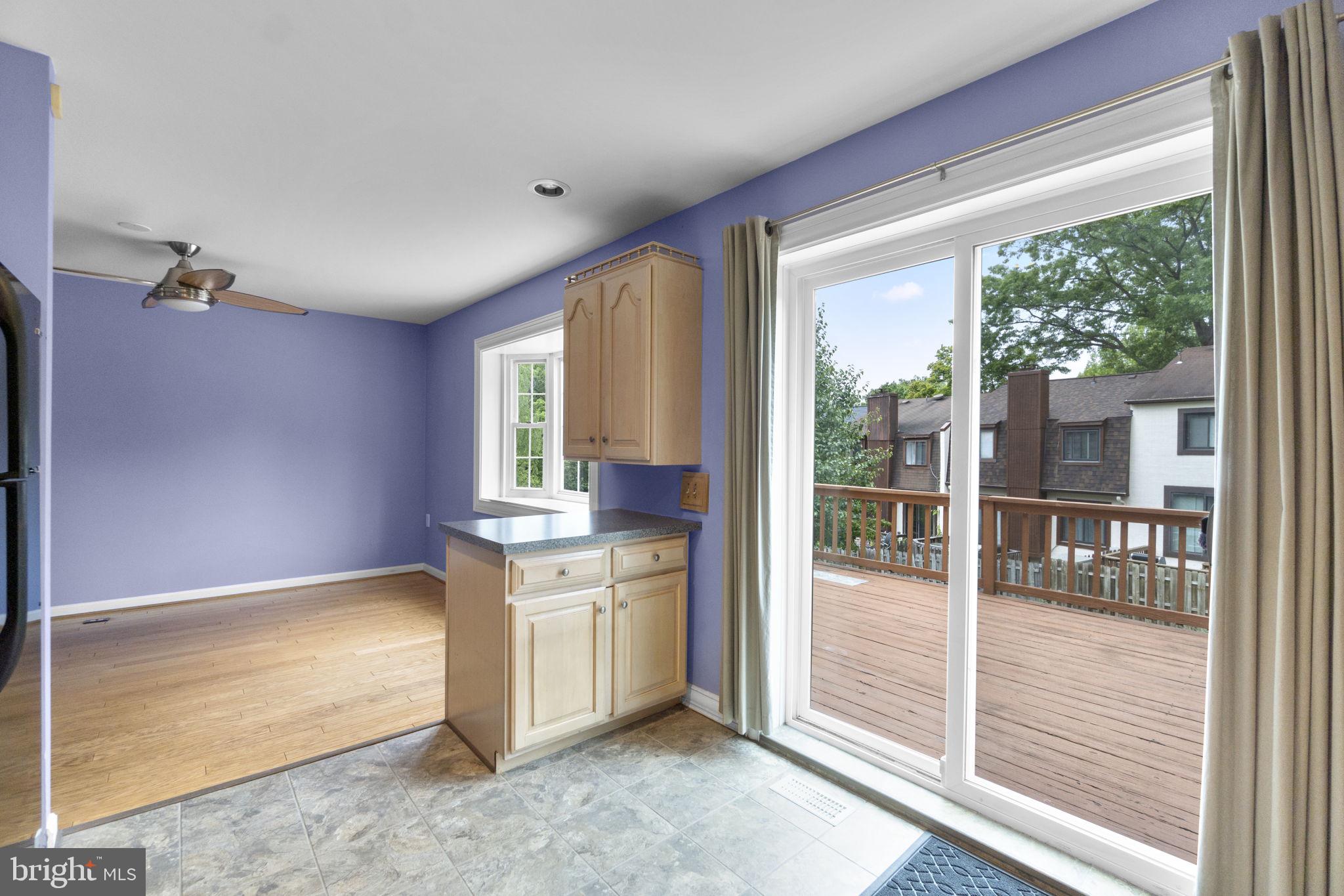 KING CHARLES COMMONS - Residential