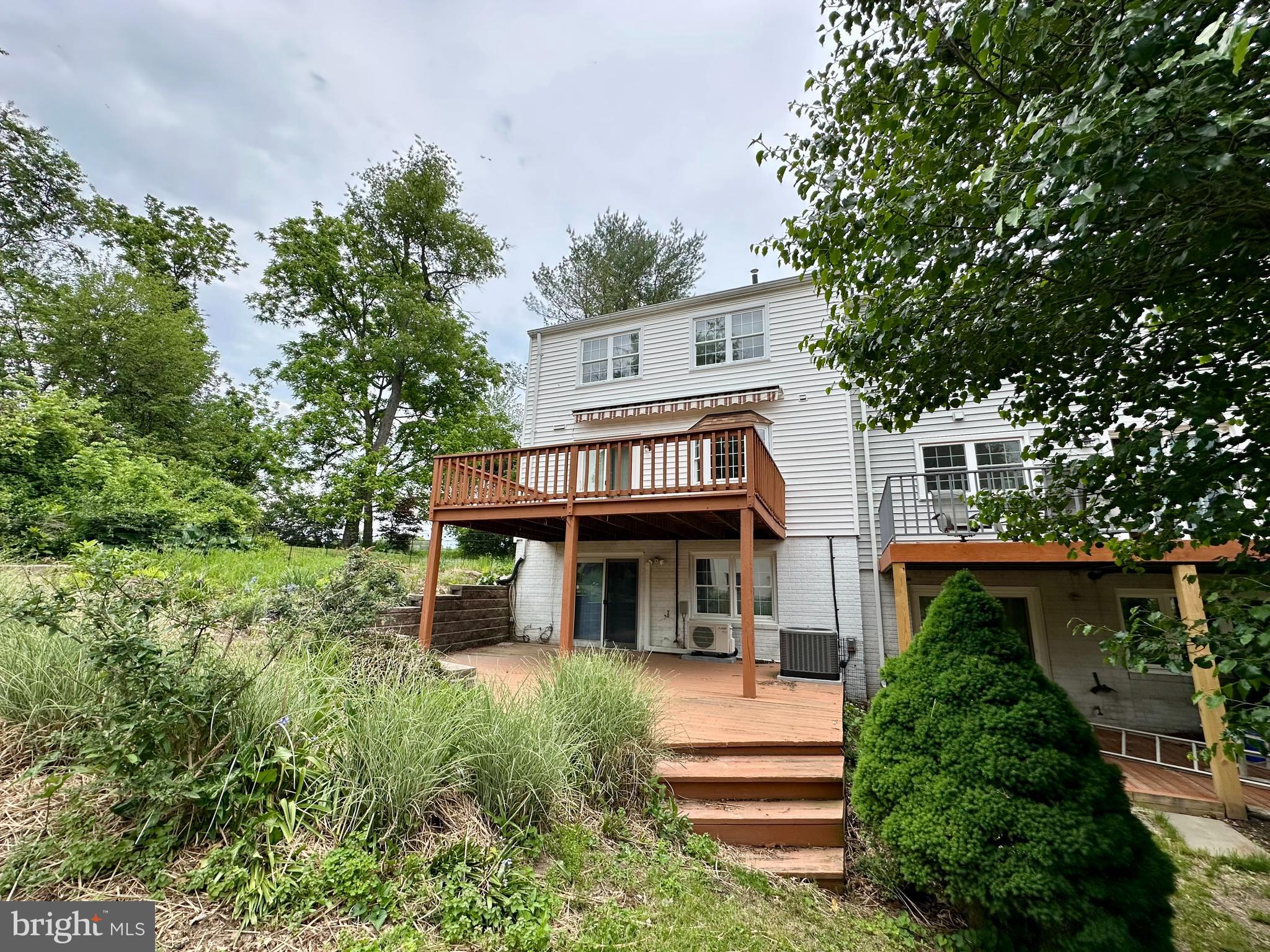 KING CHARLES COMMONS - Residential