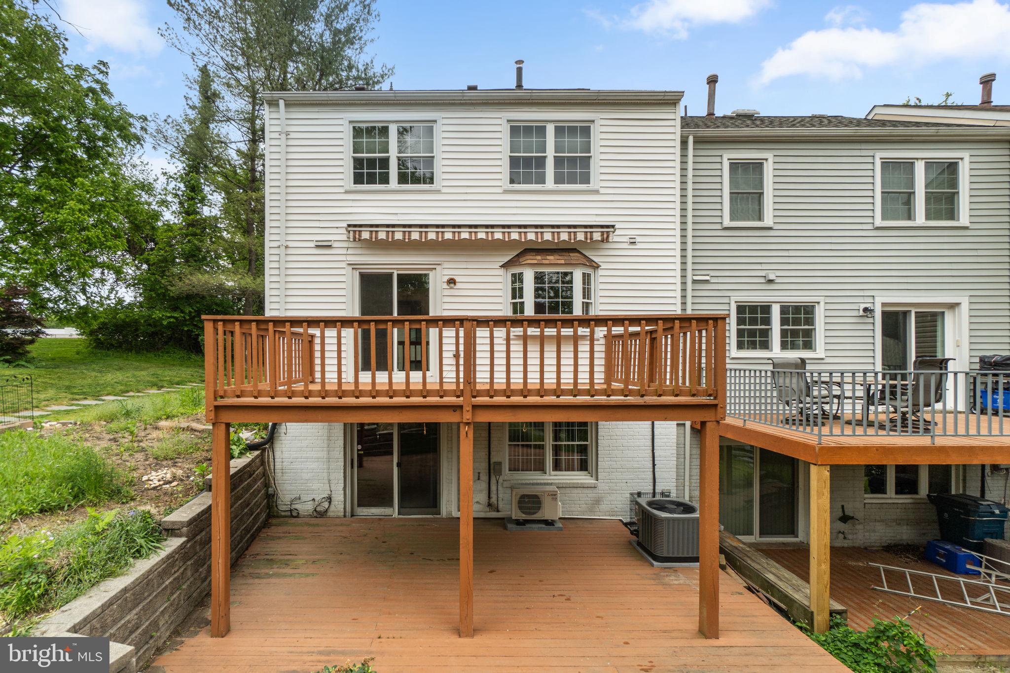 KING CHARLES COMMONS - Residential