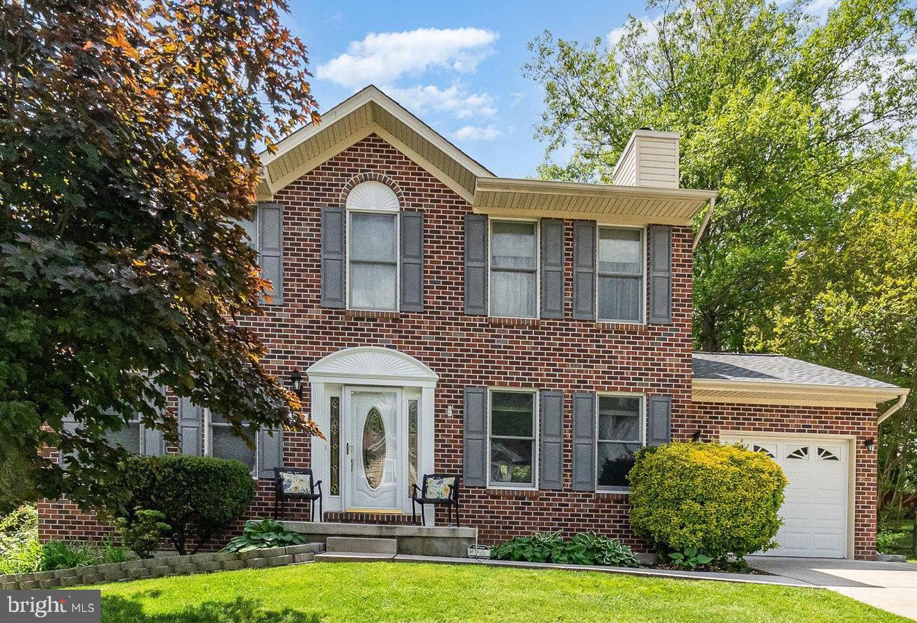Beautiful home is more ready for its next chapter. Lovingly maintained brick-front beauty—a 4-bedroom, 2.5-bath stunner that blends comfort, charm, and style in all the right ways. Nestled on a lushly landscaped lot with mature trees and a super private backyard, this home is your peaceful retreat just waiting for you.
Step inside to a light-filled, open layout that instantly feels like home. Fresh neutral paint, ceiling fans in every room, and gorgeous hardwood floors set the tone for easy living.
The kitchen is a total vibe—featuring modern appliances, tons of counter space, and a cozy breakfast nook that looks out onto your own green oasis. Right off the kitchen, you'll find a cozy family room with a wood-burning fireplace—perfect for movie nights or lazy Sundays.
Upstairs boasts four spacious bedrooms, including a primary suite with a walk-in closet and a private bath that feels like your own little getaway.
Downstairs, you’ve got a finished rec room that’s ready for anything—game room, gym, office, you name it. Plus, loads of storage in the laundry area.
Out back, relax on your 33’ x 12’ composite covered deck—ideal for morning coffee, evening drinks, or weekend hangouts.
One-car attached garage
Roof (2014)
Hot Water Heater (2022)
Don’t miss this one—it’s move-in ready and packed with personality.