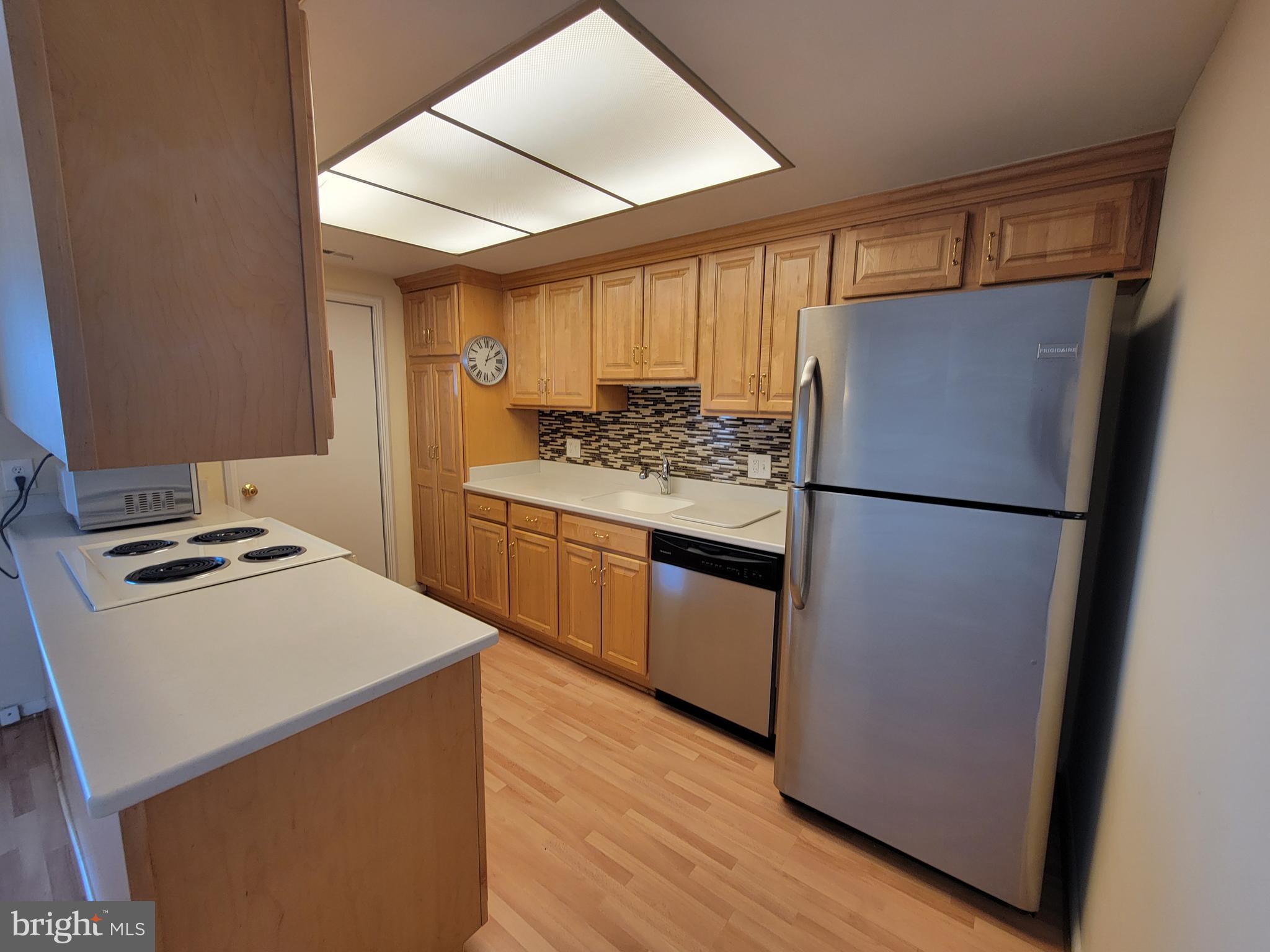 ROSSMOOR MUTUAL #9 - Residential