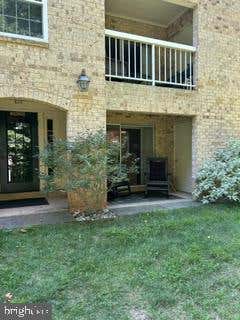 Photo of 5928 Cove Landing Road #101, BURKE, VA 22015 (MLS # VAFX2330734)