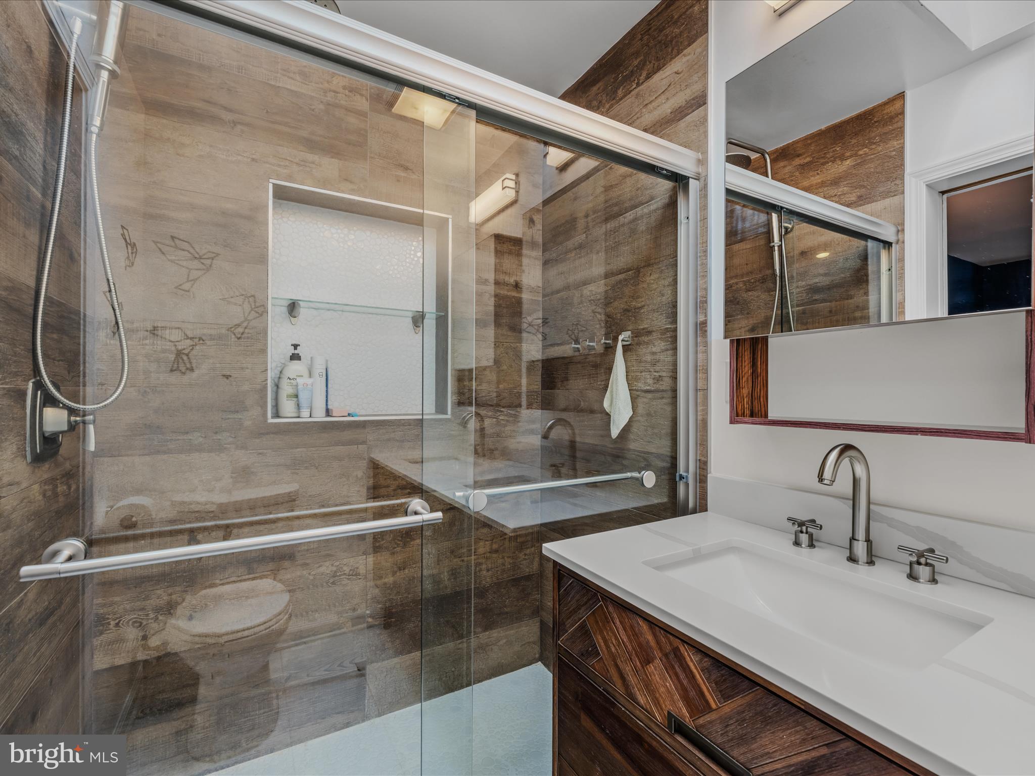 SHANNONDALE - Residential