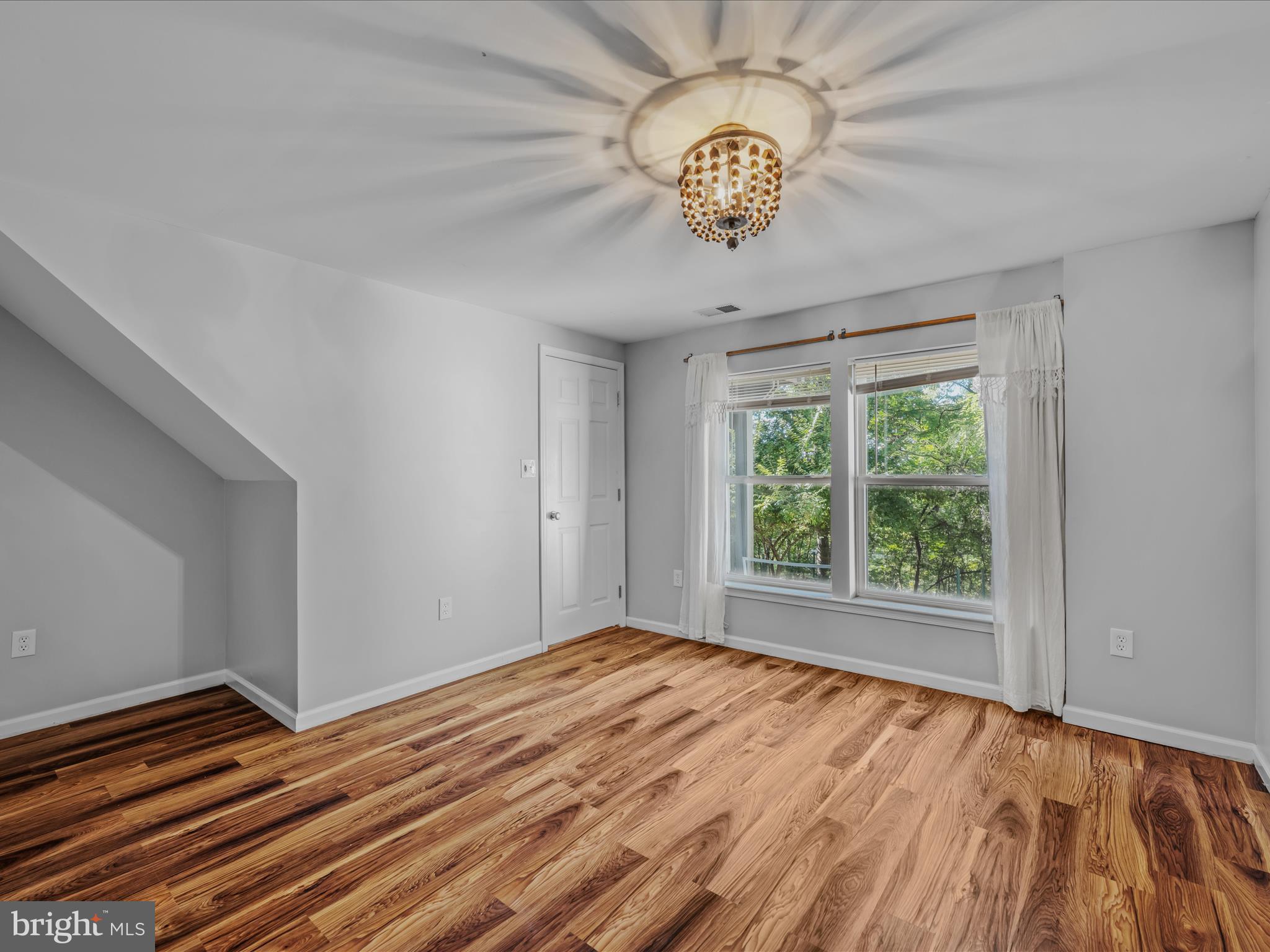 SHANNONDALE - Residential