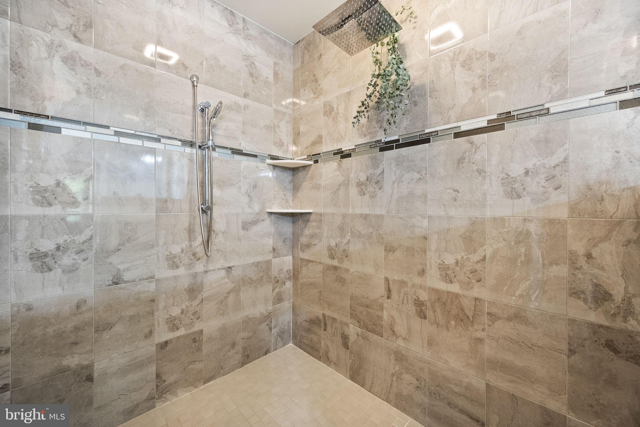 SPRINGS AT LENAH - Residential