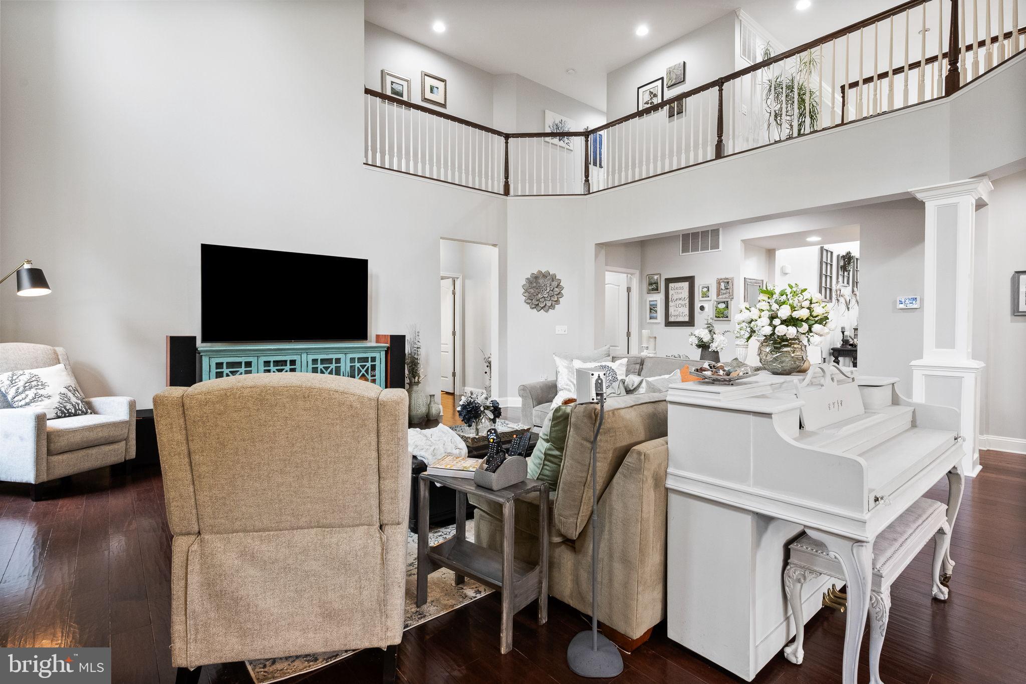 SPRINGS AT LENAH - Residential